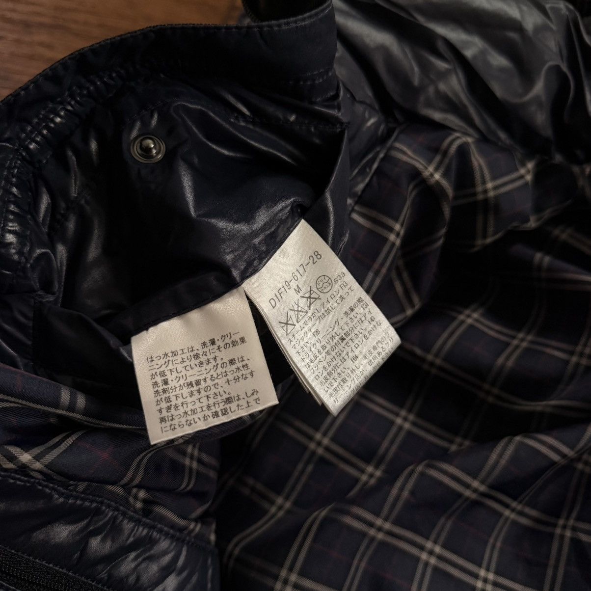 Burberry Y2k Burberry Black Label Puffer Jacket Navy colorway Size US M / EU 48-50 / 2 - 4 Thumbnail