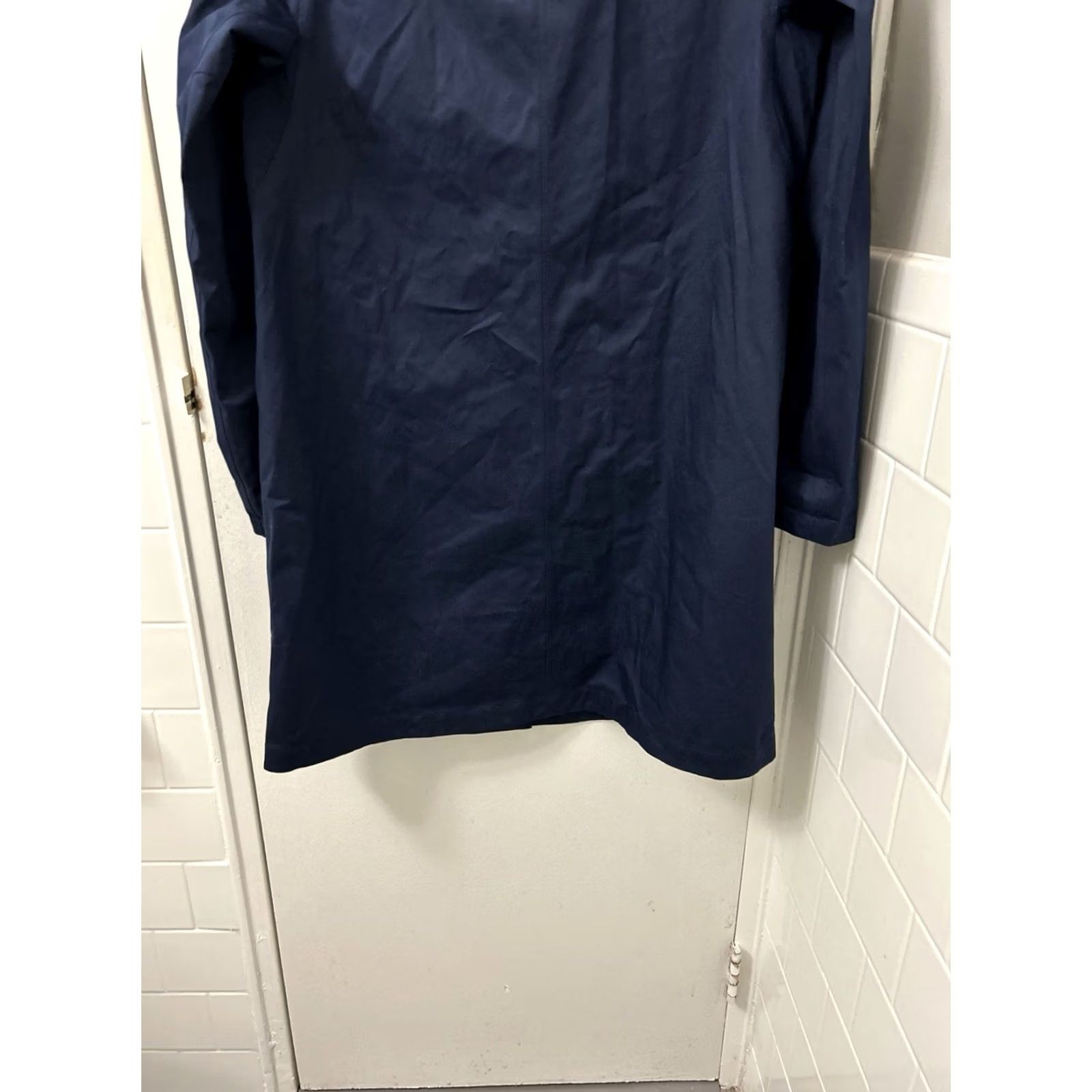 Uniqlo Uniqlo Trench Coat Womens Small Navy Blue Button Front Jacket L/S Polyester Blend Cotton Size S / US 4 / IT 40 - 7 Thumbnail