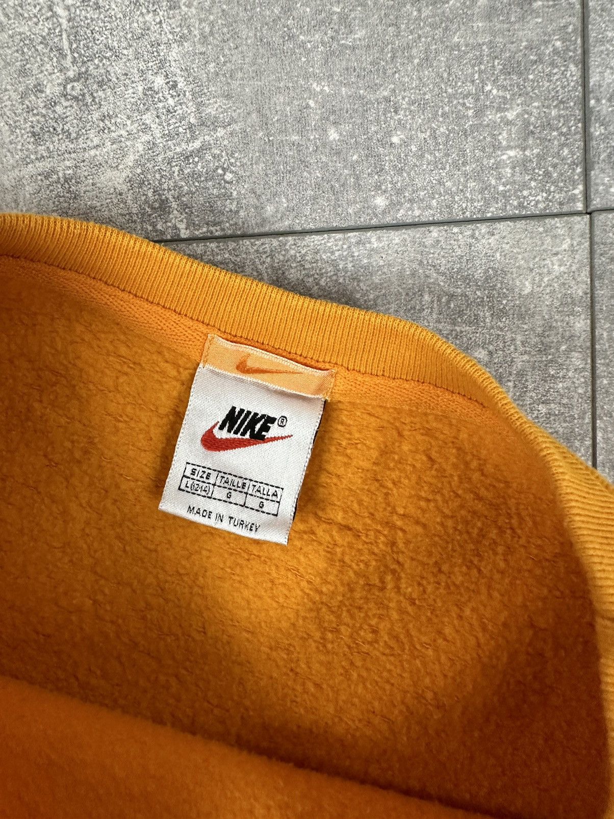 Nike Women’s Vintage Rare Nike Sweatshirt Overprint Logo Size L / US 10 / IT 46 - 5 Thumbnail