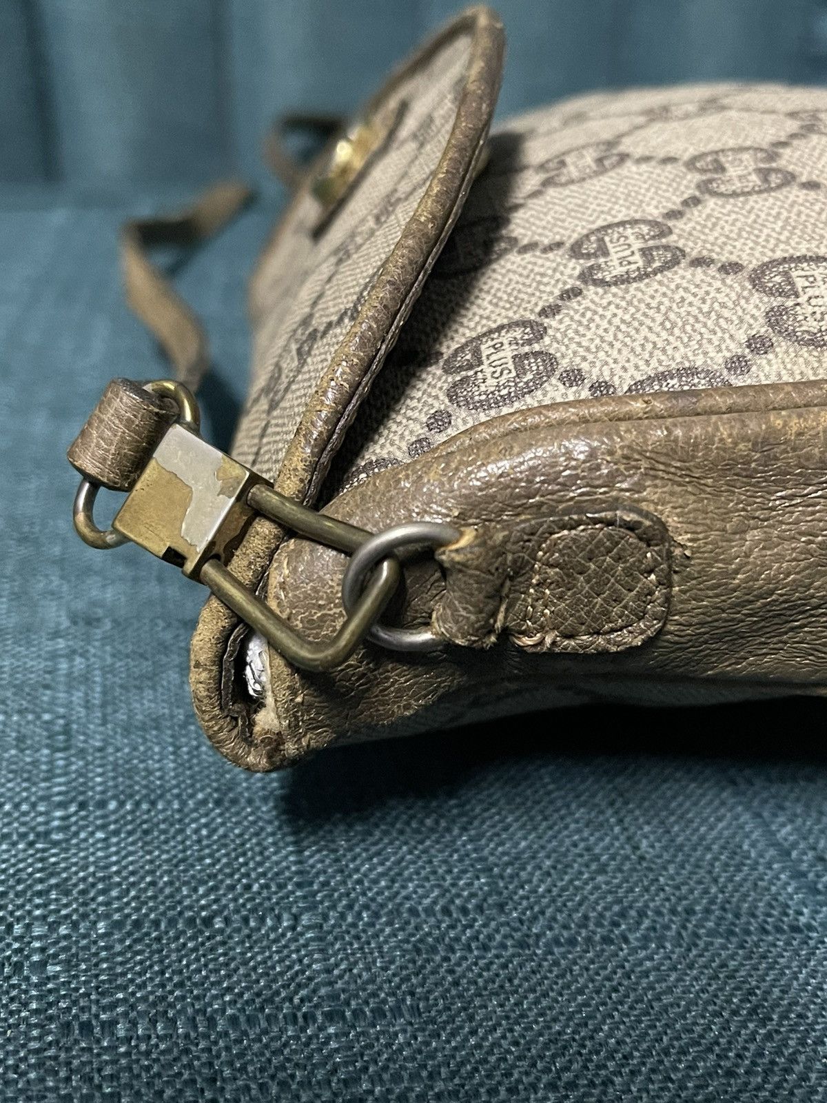 Gucci × Vintage Vintage Gucci Plus Sling Bag Size ONE SIZE - 6 Thumbnail