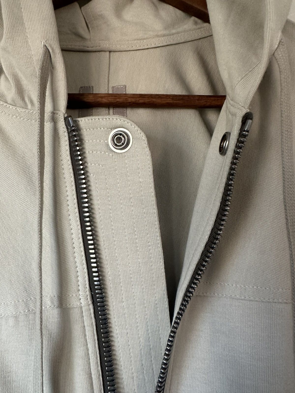 Rick Owens Edfu Windbreaker Pearl Size US L / EU 52-54 / 3 - 6 Thumbnail