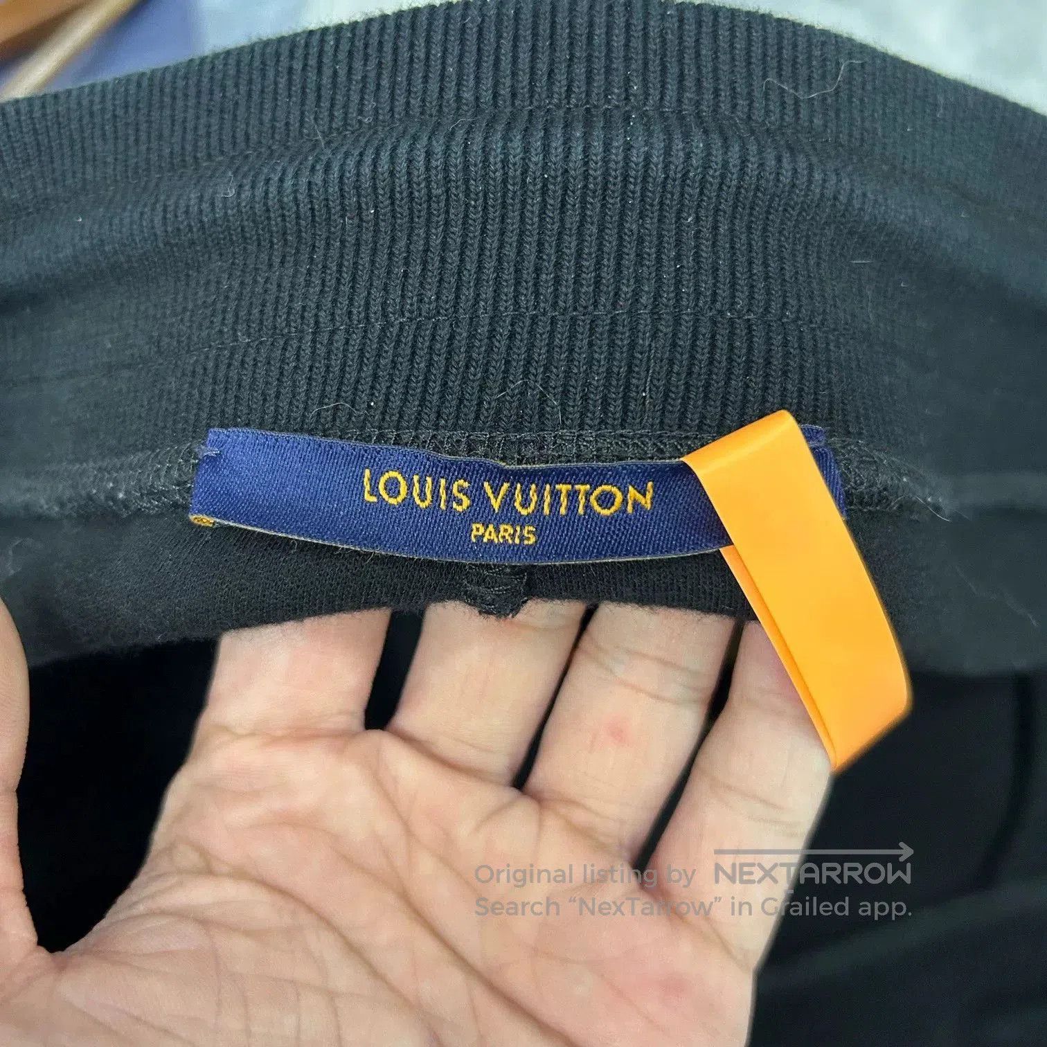 Louis Vuitton Louis Vuitton Black Logo Casual Shorts. Size US 26 / EU 42 - 4 Thumbnail