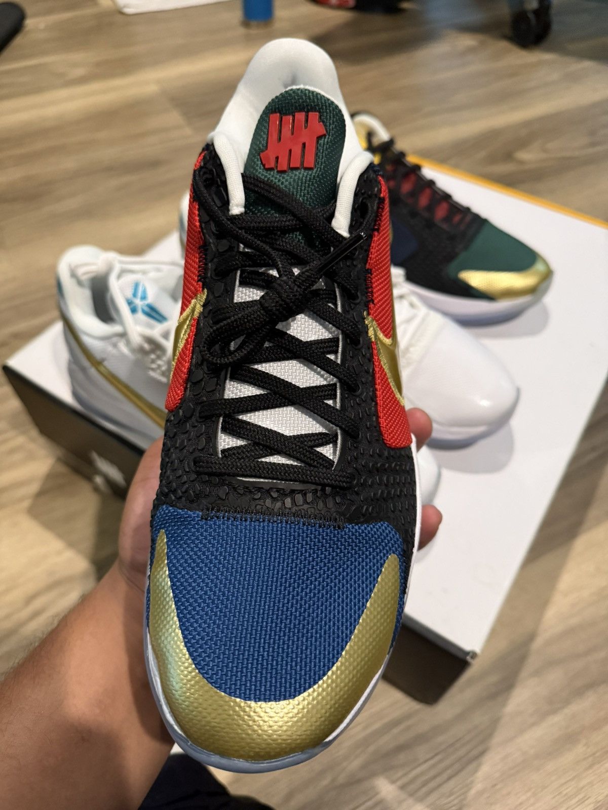 Nike × Undefeated DS Nike x Undefeated Kobe 5 Protro What If Pack Size US 12 / EU 45 - 4 Thumbnail