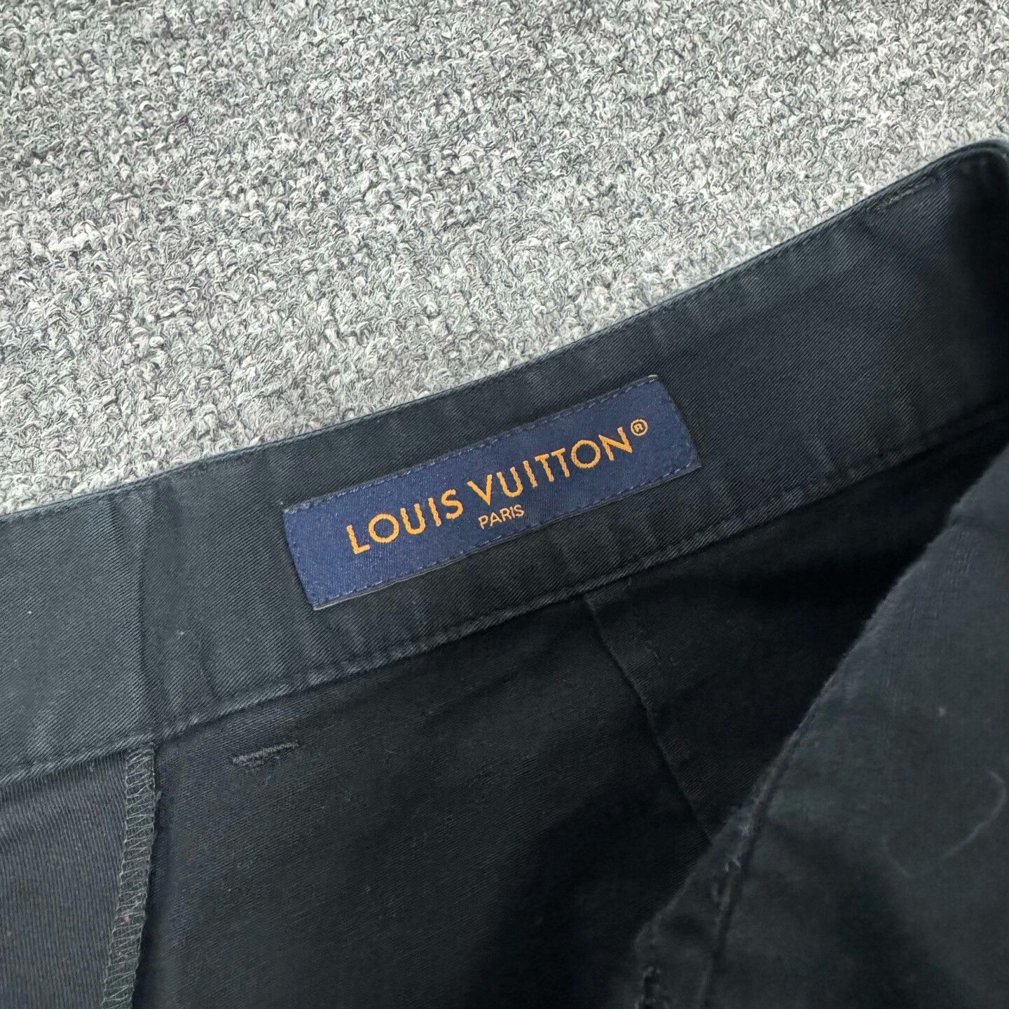 Louis Vuitton louis vuitton logo denim shorts for men Size US 28 / EU 44 - 4 Thumbnail