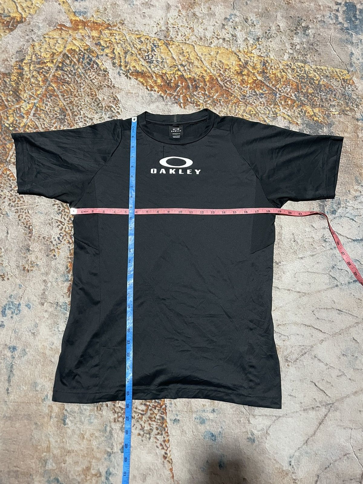 Oakley × Vintage 💸BINDING OFFER💸 Oakley Surf t-shirt Size US M / EU 48-50 / 2 - 9 Thumbnail