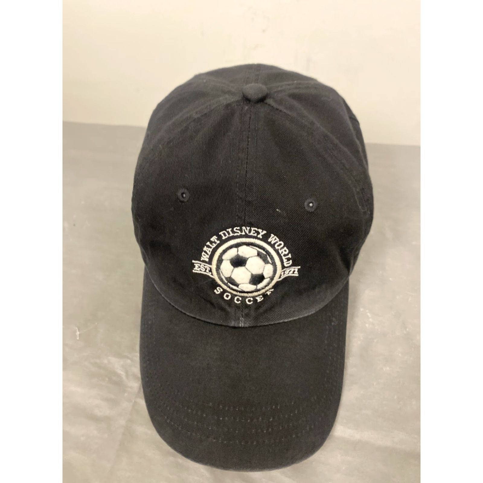 Disney VINTAGE Walt Disney World Soccer Baseball Cap Adjustable Unisex Adults Black Sports 80s Size ONE SIZE - 2 Thumbnail