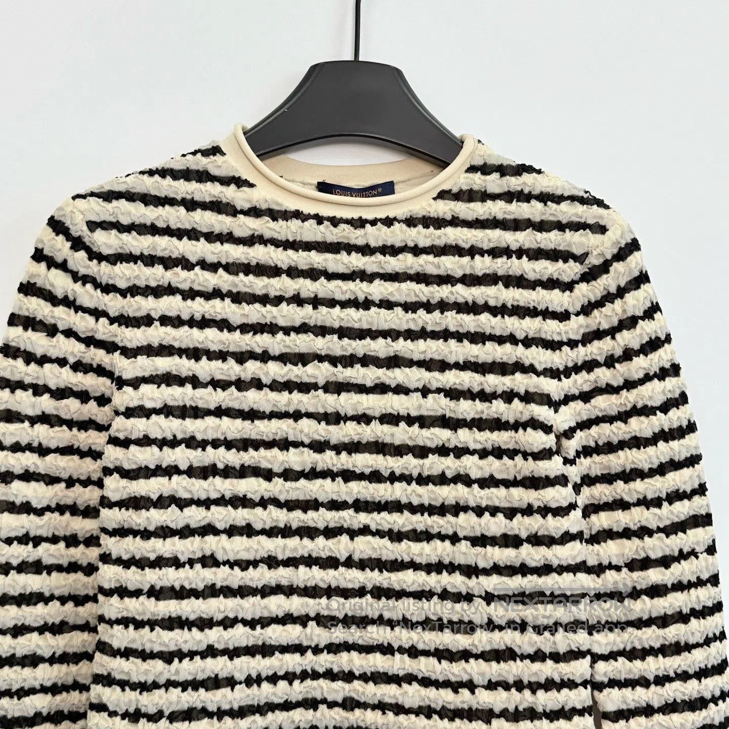 Louis Vuitton LV Pleated Texture Horizontal Stripe T. Size XS / US 0-2 / IT 36-38 - 2 Thumbnail
