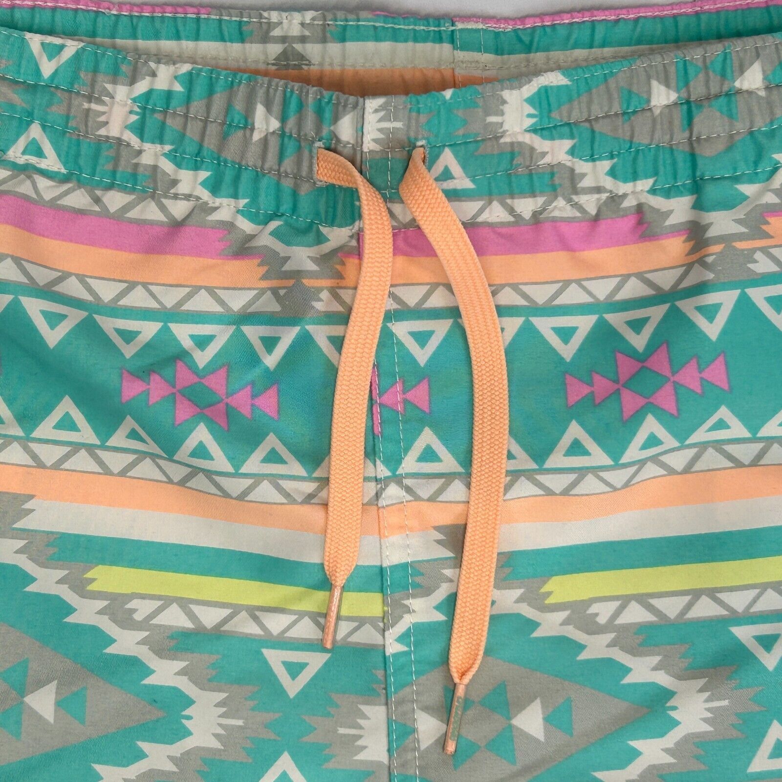 Chubbies Chubbies En Fuegos 4" Swim Trunks Mens L Large Southwestern Size US 40 / EU 56 - 4 Thumbnail