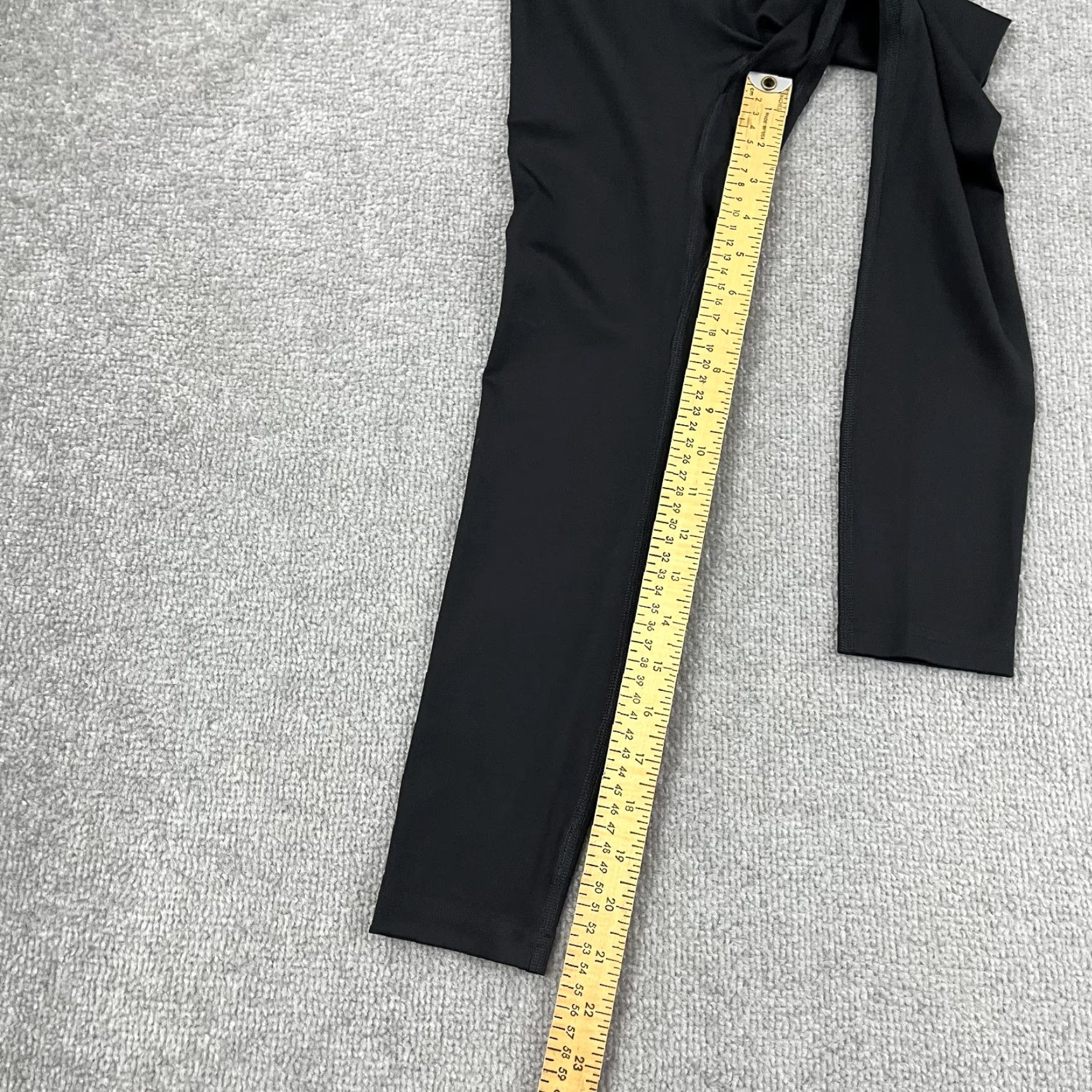 Gymshark Gymshark Leggings Womens XS Capri 22" Inseam 22 Active Yoga Workout Fitness Size 26" / US 2 / IT 38 - 5 Thumbnail