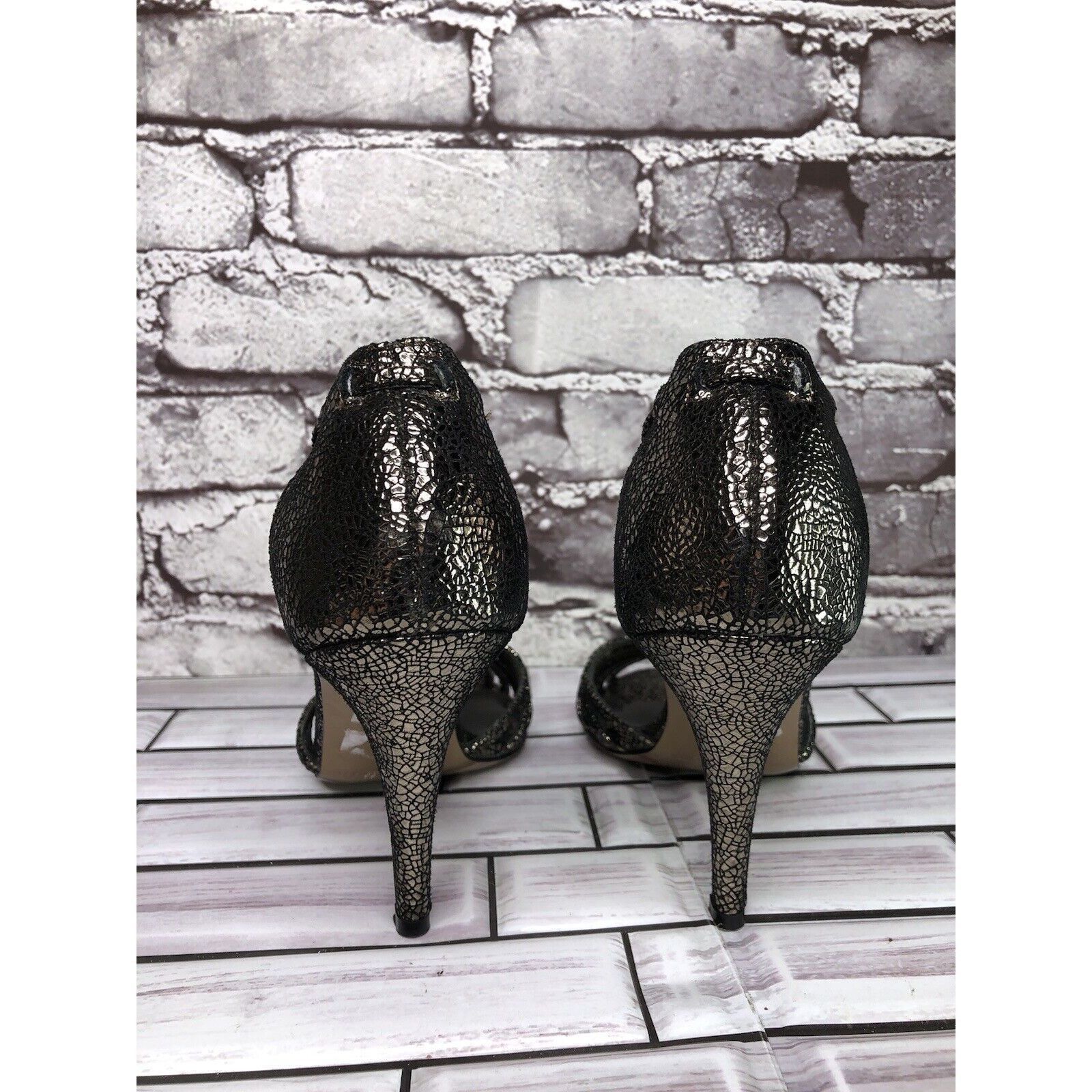 Other Claudia Ciuti Pewter Leather Cracked Ankle Strap Dress Heels Size US 7 / IT 37 - 4 Thumbnail