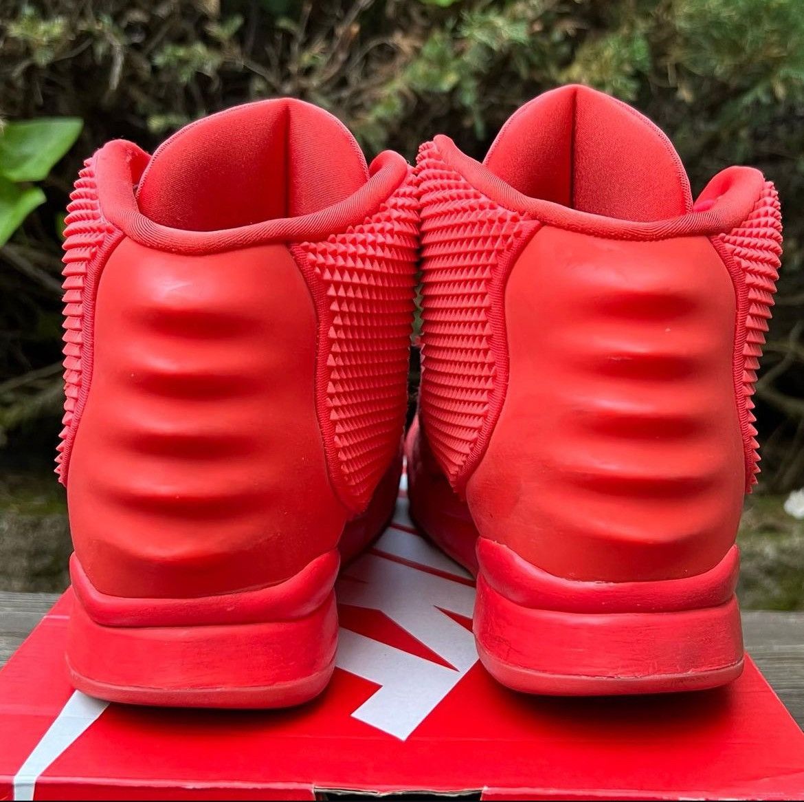 Kanye West × Nike Nike Air Yeezy 2 SP Red October Size US 10.5 / EU 43-44 - 4 Thumbnail