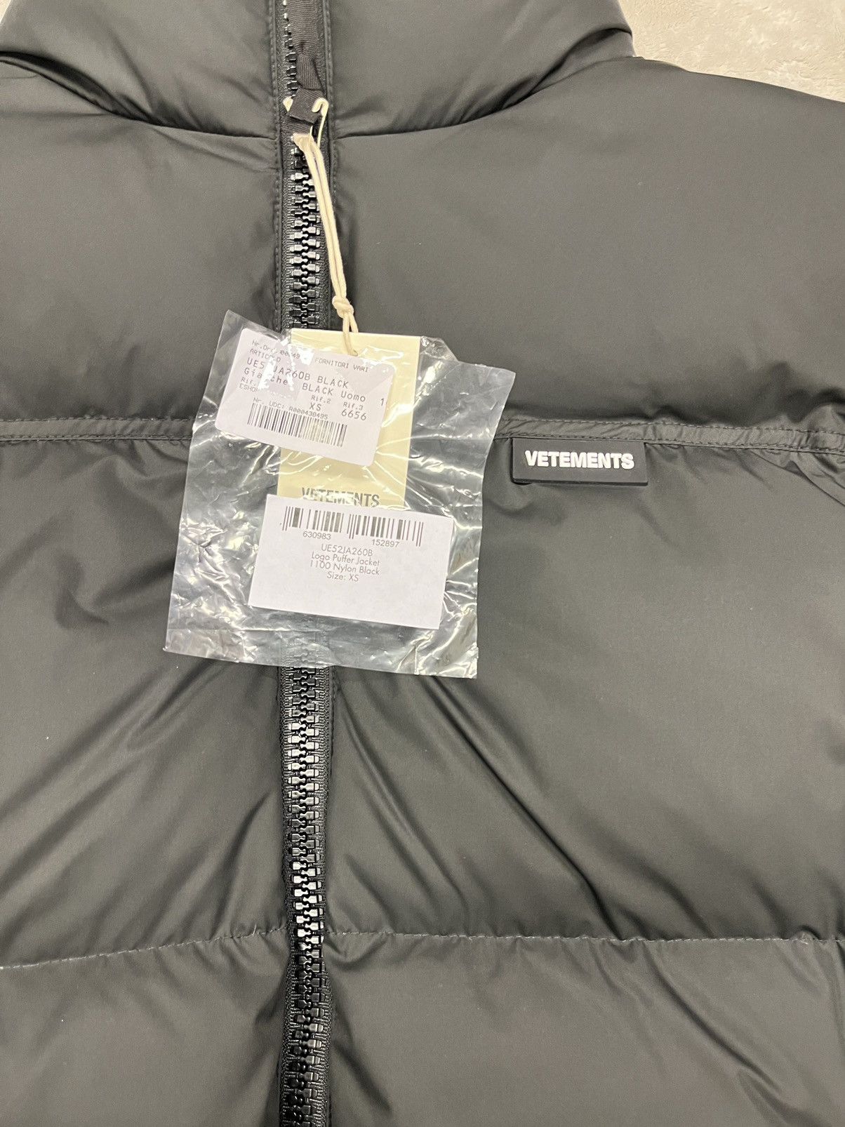 Vetements ❗️VETEMENTS PUFFER JACKET BLACK❗️ Size US XS / EU 42 / 0 - 3 Thumbnail