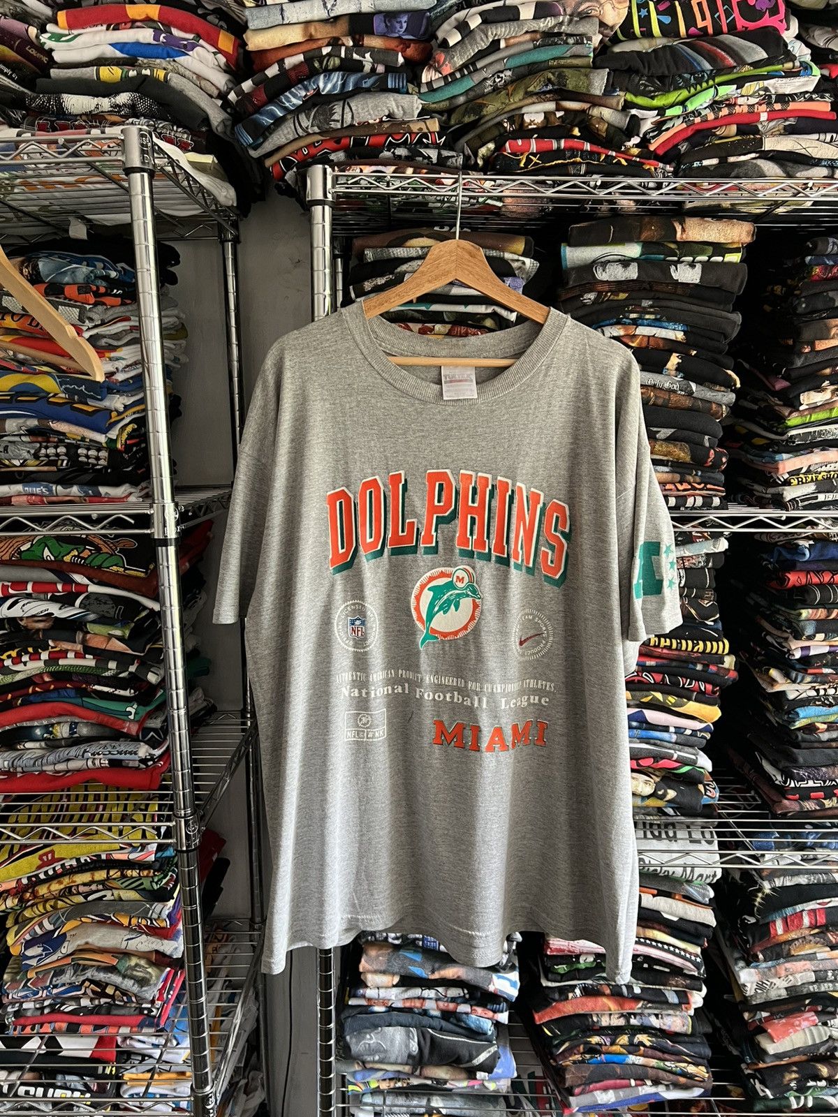 NFL 90s Miami Dolphins Bootleg Tultex Nike Tee Size US XL / EU 56 / 4 - 1 Thumbnail