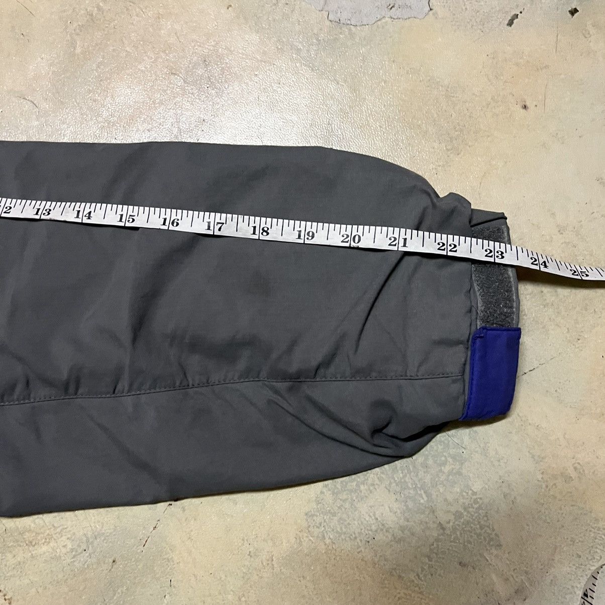 Montbell Montbell Thinsulate Jacket for Camping Outdoor Size US M / EU 48-50 / 2 - 14 Thumbnail