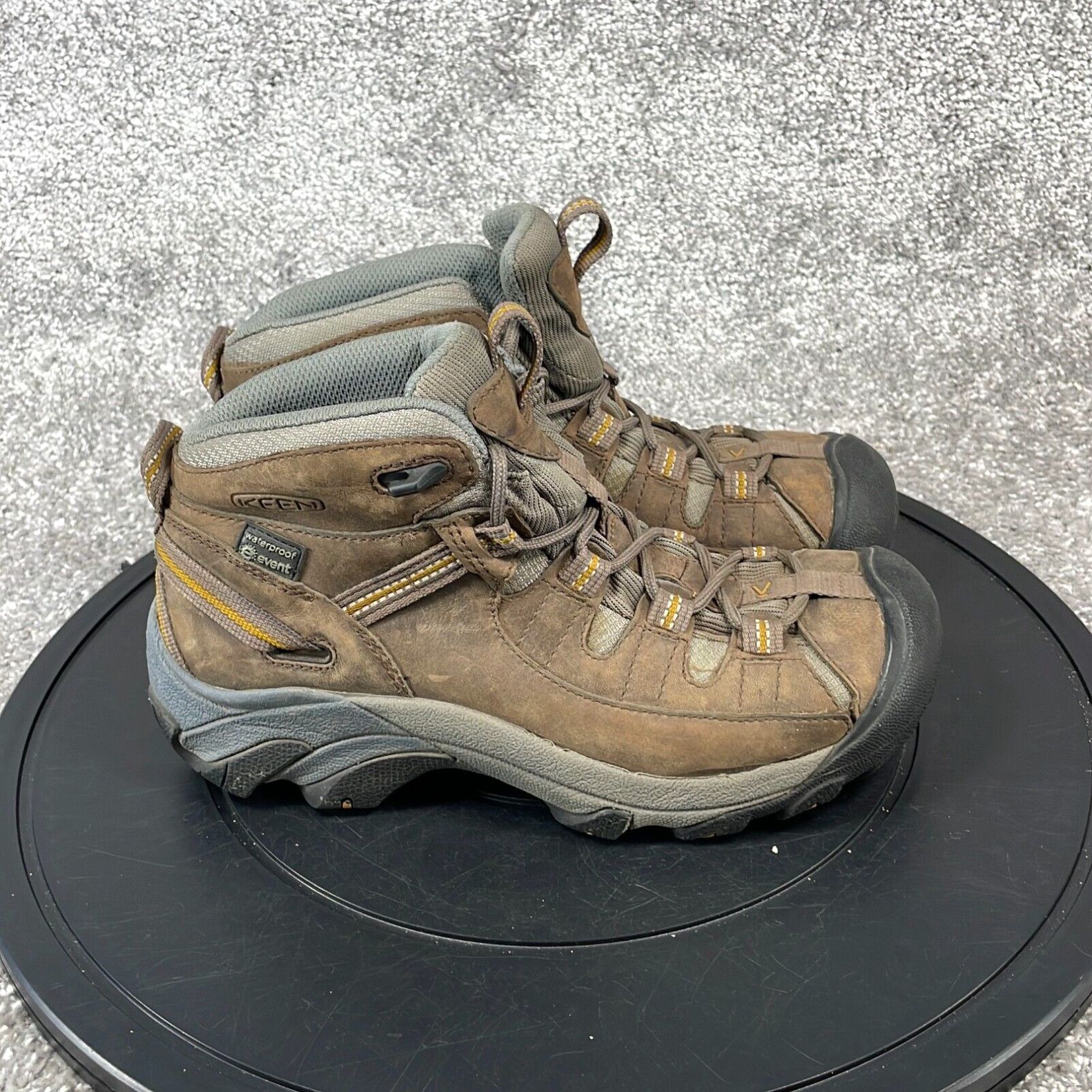 image of Keen Boots Women's Size 7 Targhee Ii Ankle Leather Outdoor Hiking Brown in White