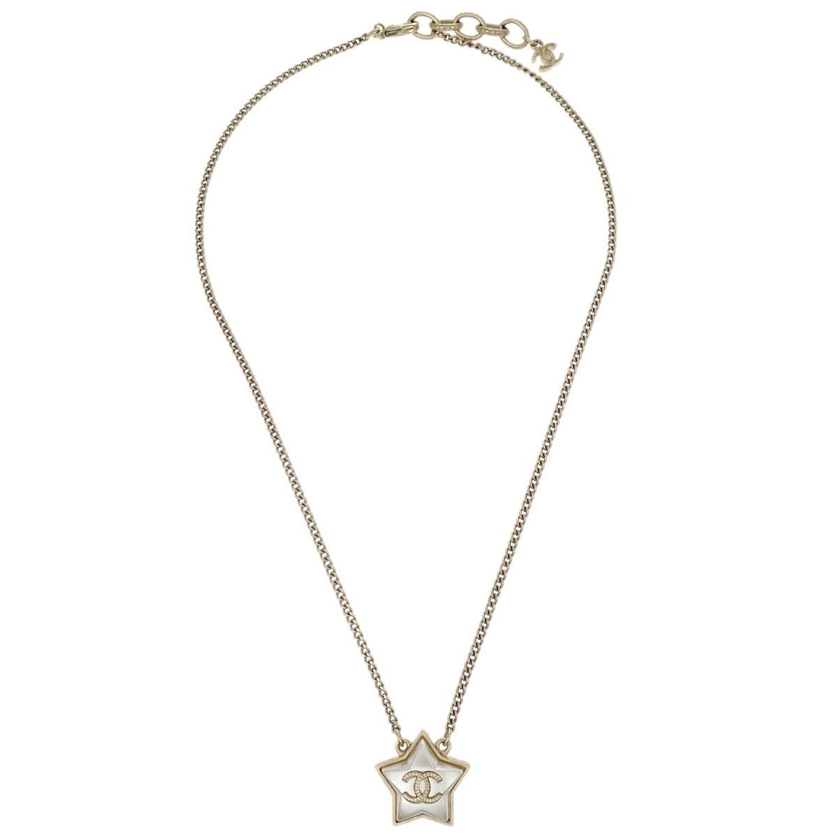 Chanel Chanel CC Star Pendant Necklace Metal Size ONE SIZE - 1 Thumbnail