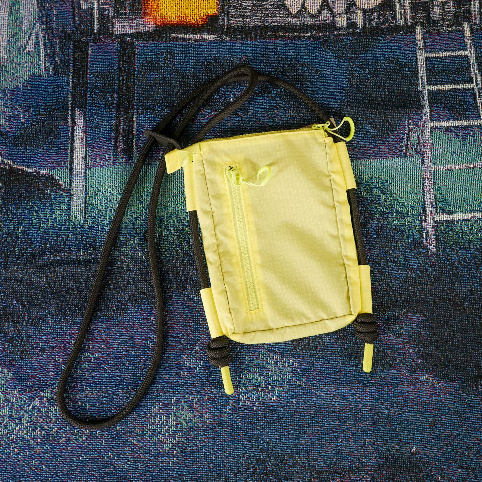 Hunter Hunter Travel Ripstop Phone Pouch Zesty Yellow Size ONE SIZE - 2 Thumbnail
