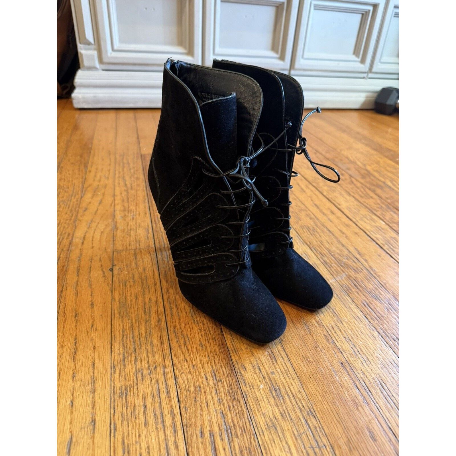Bottega Veneta BOTTEGA VENETA Short Suede Ankle Boots 40 Black Stiletto EUC Size US 10 / IT 40 - 2 Thumbnail