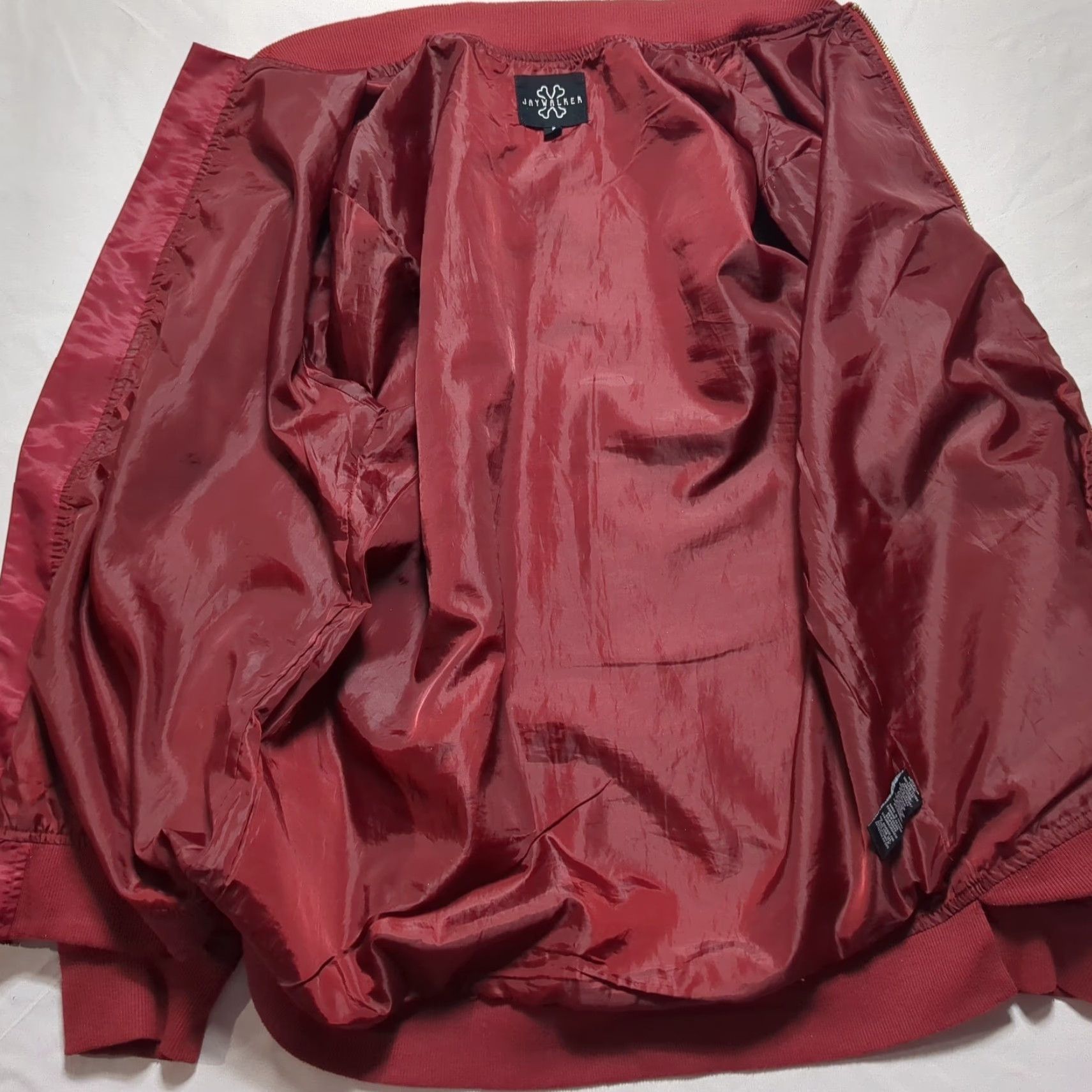 Vintage Jaywalker Bomber Jacket Ruched Sleeve Burgundy Gold Trim Nylon Men Medium Size US M / EU 48-50 / 2 - 3 Thumbnail