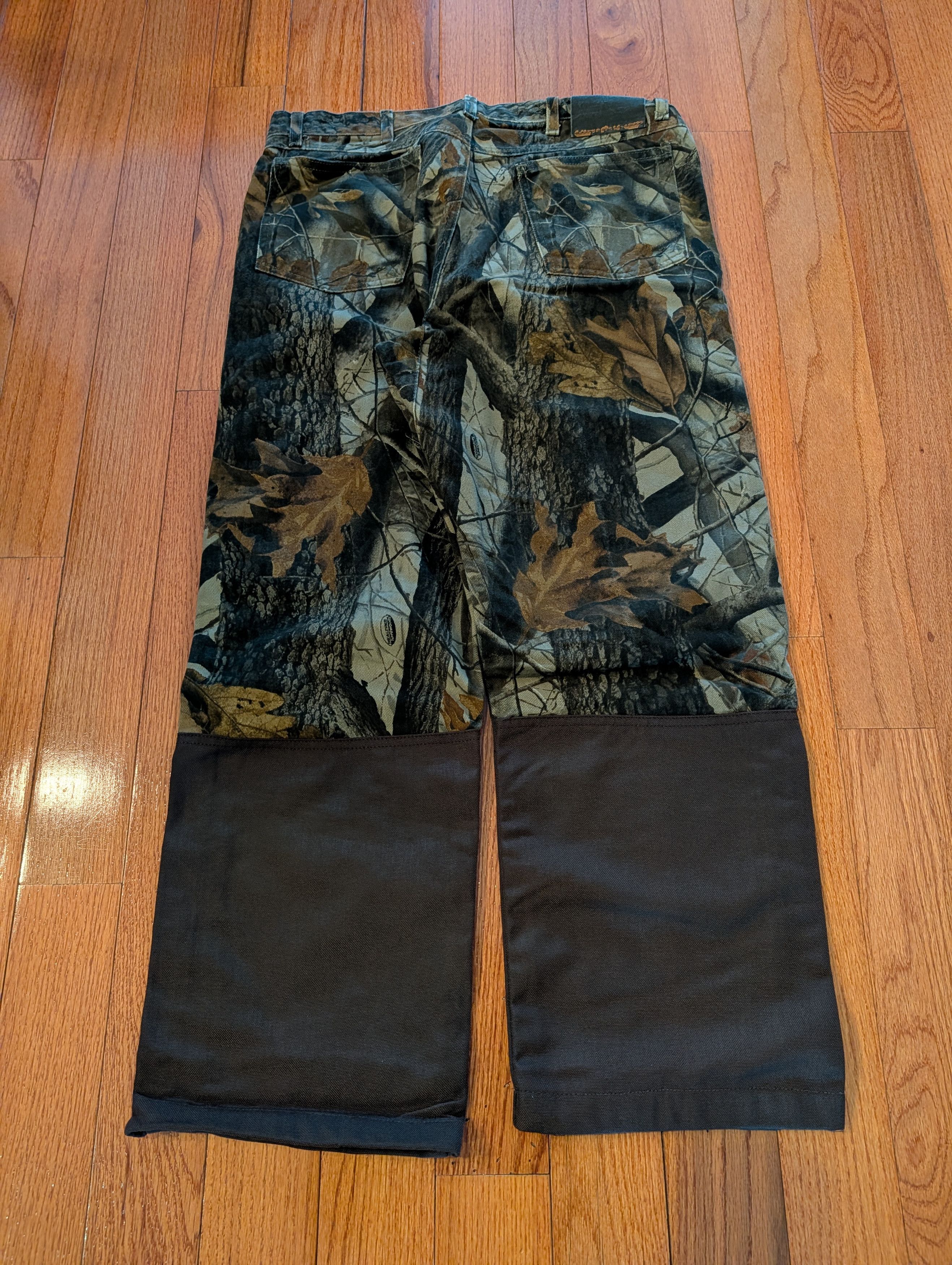 Realtree Vintage 10X Camo RealTree Canvas Hunting Pants Men’s 34x30 Size US 34 / EU 50 - 1 Thumbnail