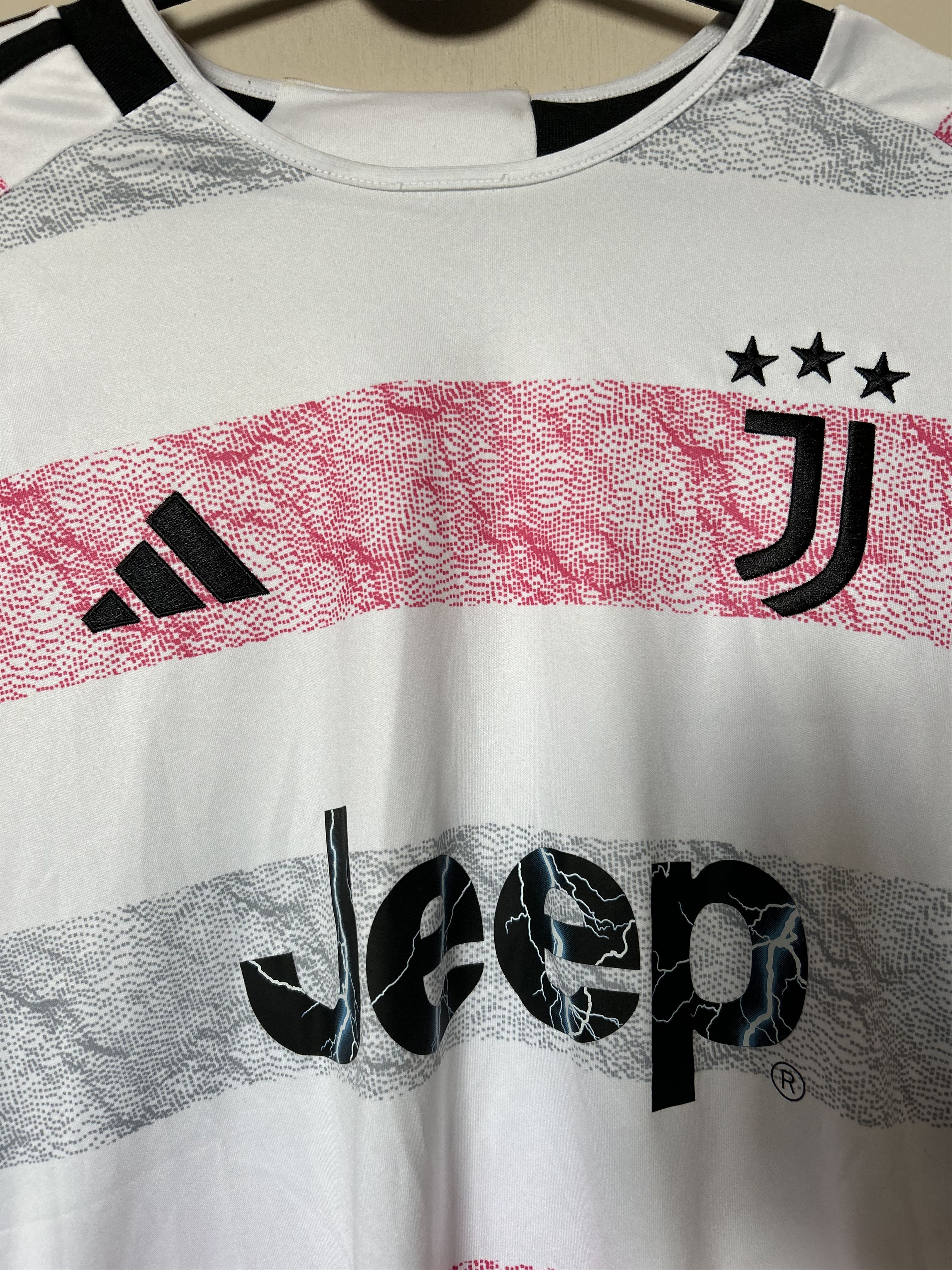 Adidas JUVENTUS TURIN F.C. - 2023 - 2024 - Adidas - M - UNIQUE Size US M / EU 48-50 / 2 - 3 Thumbnail