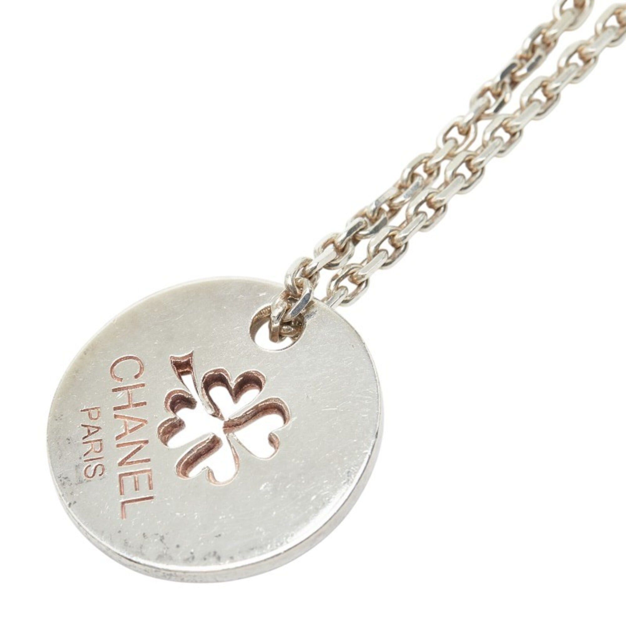 Chanel Chanel 31 RUE CAMBON Clover Motif Necklace, Sterling Silver, Women's. Size ONE SIZE - 1 Thumbnail