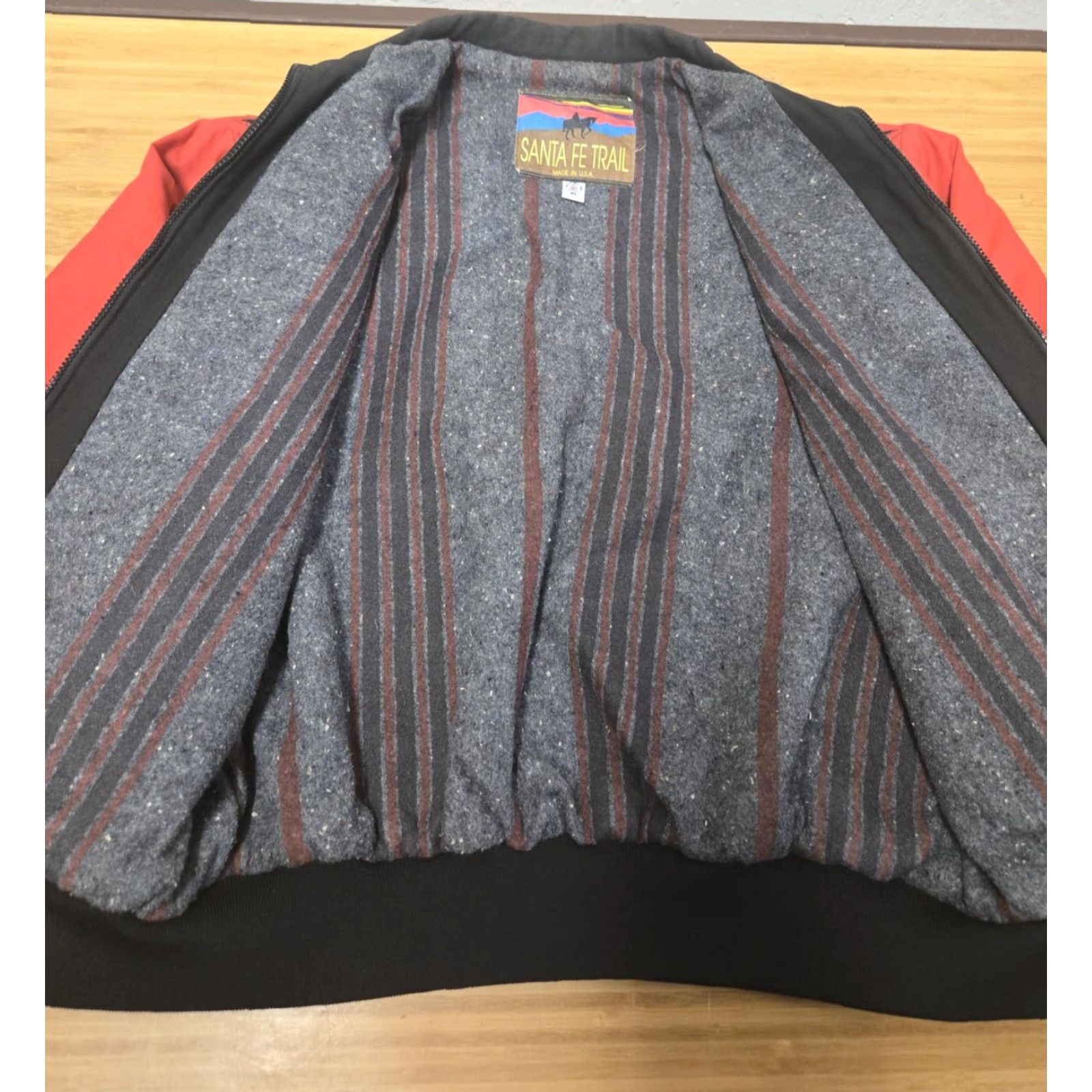 Vintage VINTAGE Santa Fe Trail Jacket Mens XL Orange Black Southwestern Bomber USA 80s Size US XL / EU 56 / 4 - 5 Thumbnail