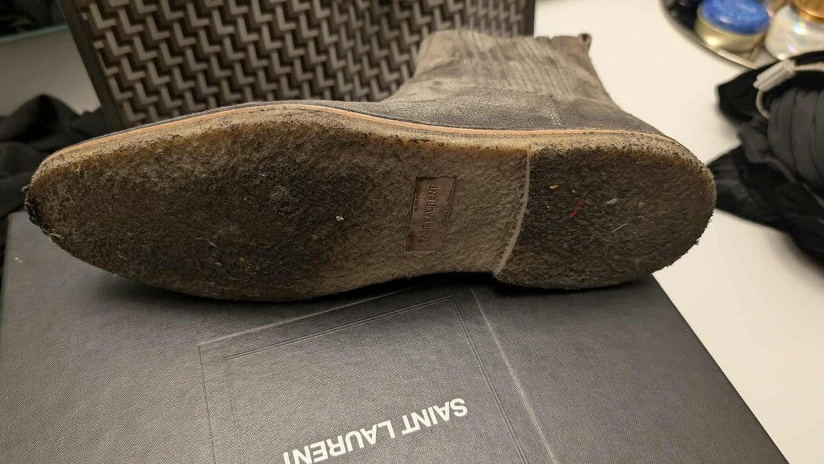 Saint Laurent Paris Saint Laurent Suede Chelsea Boots Beige/Grey Size US 8 / EU 41 - 5 Thumbnail