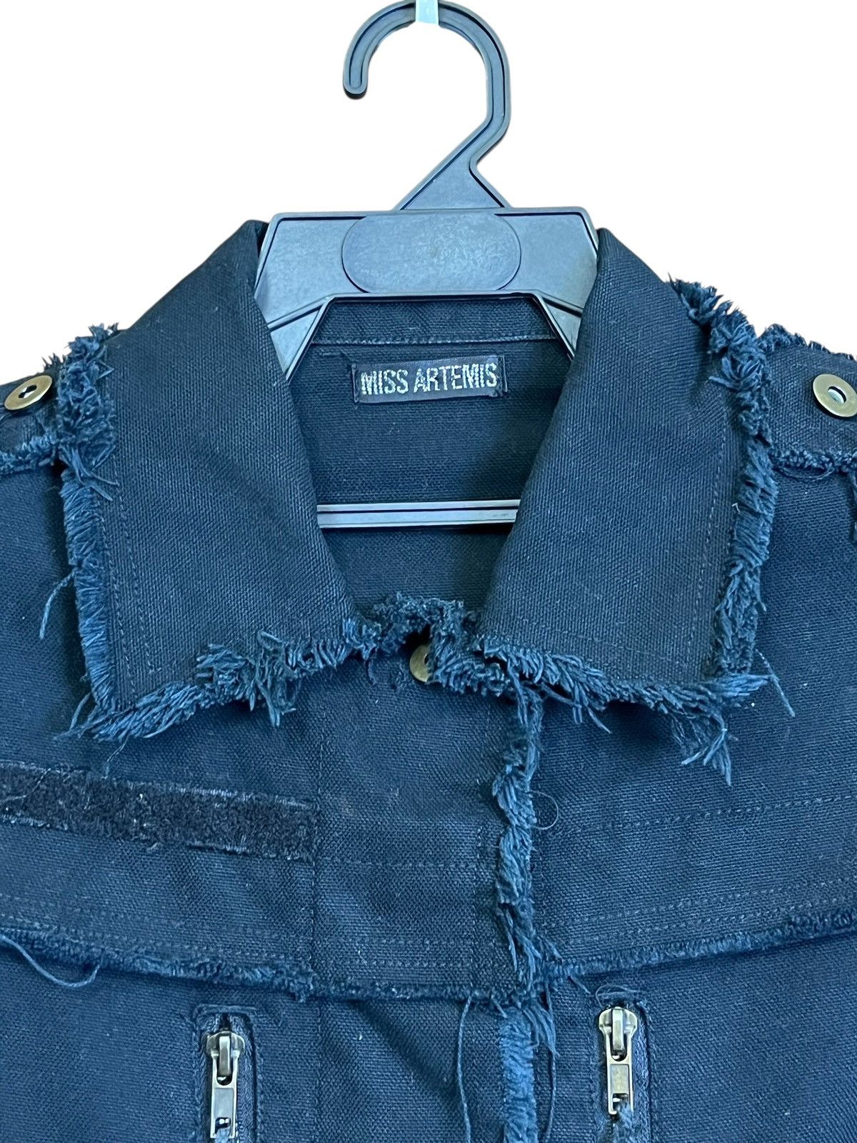 Japanese Brand Japanese brand MISS ARTEMIS military style distressed jacket Size US S / EU 44-46 / 1 - 4 Thumbnail