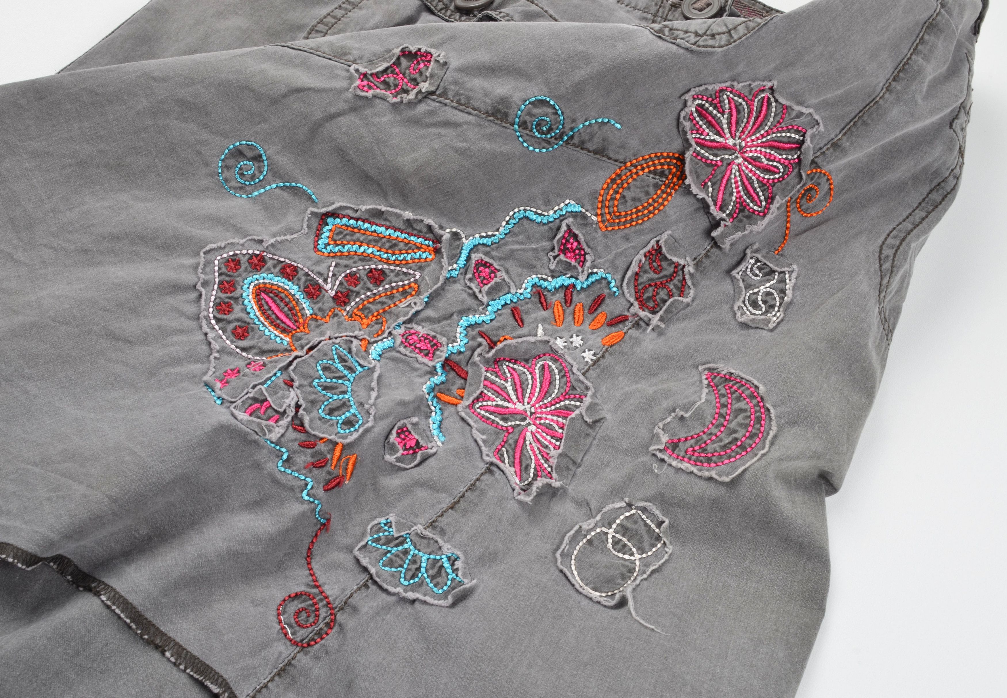 New Look Vintage New Look Y2K Embroidered Asymmetrical Skirt Size 32" / US 10 / IT 46 - 8 Thumbnail