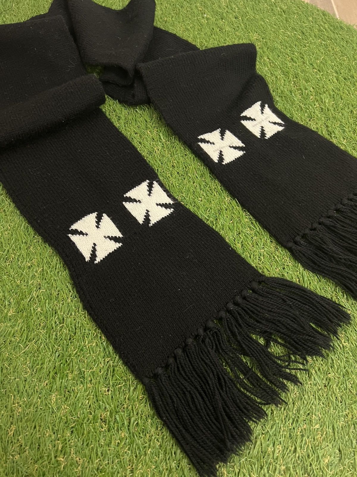 If Six Was Nine Mad Punks Crosses Y2k Scarf Size ONE SIZE - 3 Thumbnail