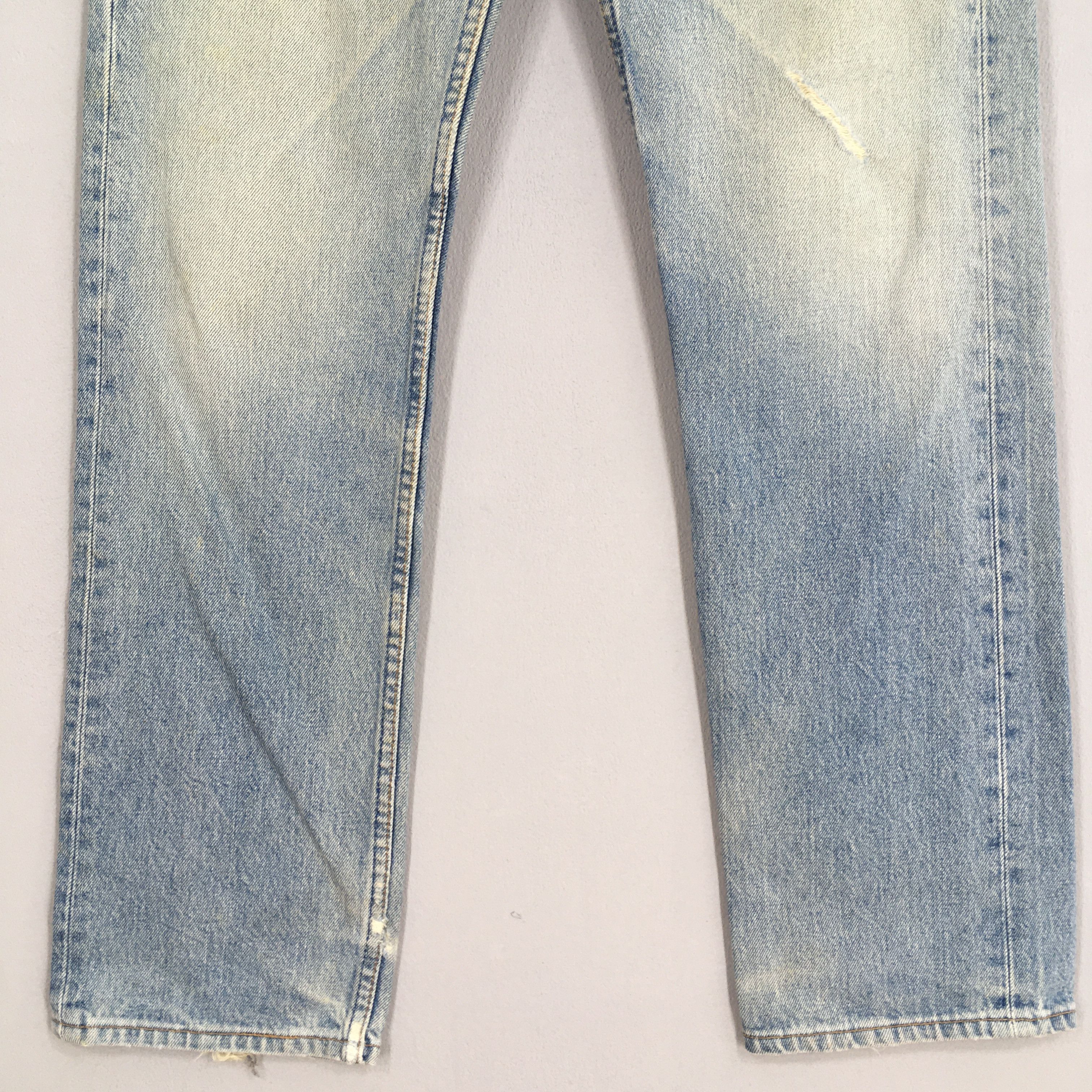 Levi's Size 27x31.5 Vintage 90s Levi's 501 Faded Blue Jeans S1865 Size 27" / US 4 / IT 40 - 4 Thumbnail