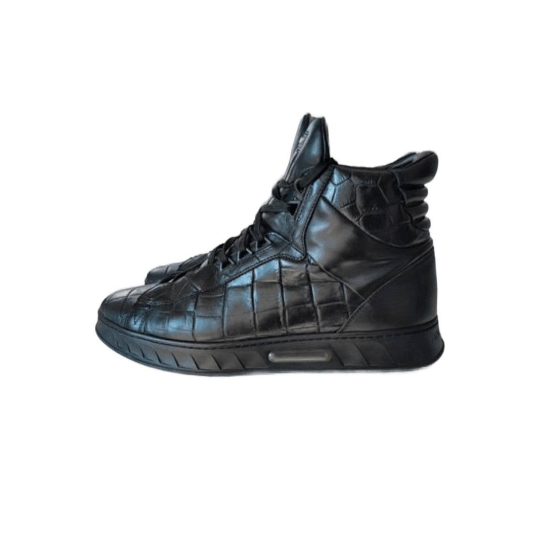 Louis Vuitton LOUIS VUITTON BLACK LEATHER SNEAKERS Size US 9.5 / EU 42-43 - 4 Thumbnail