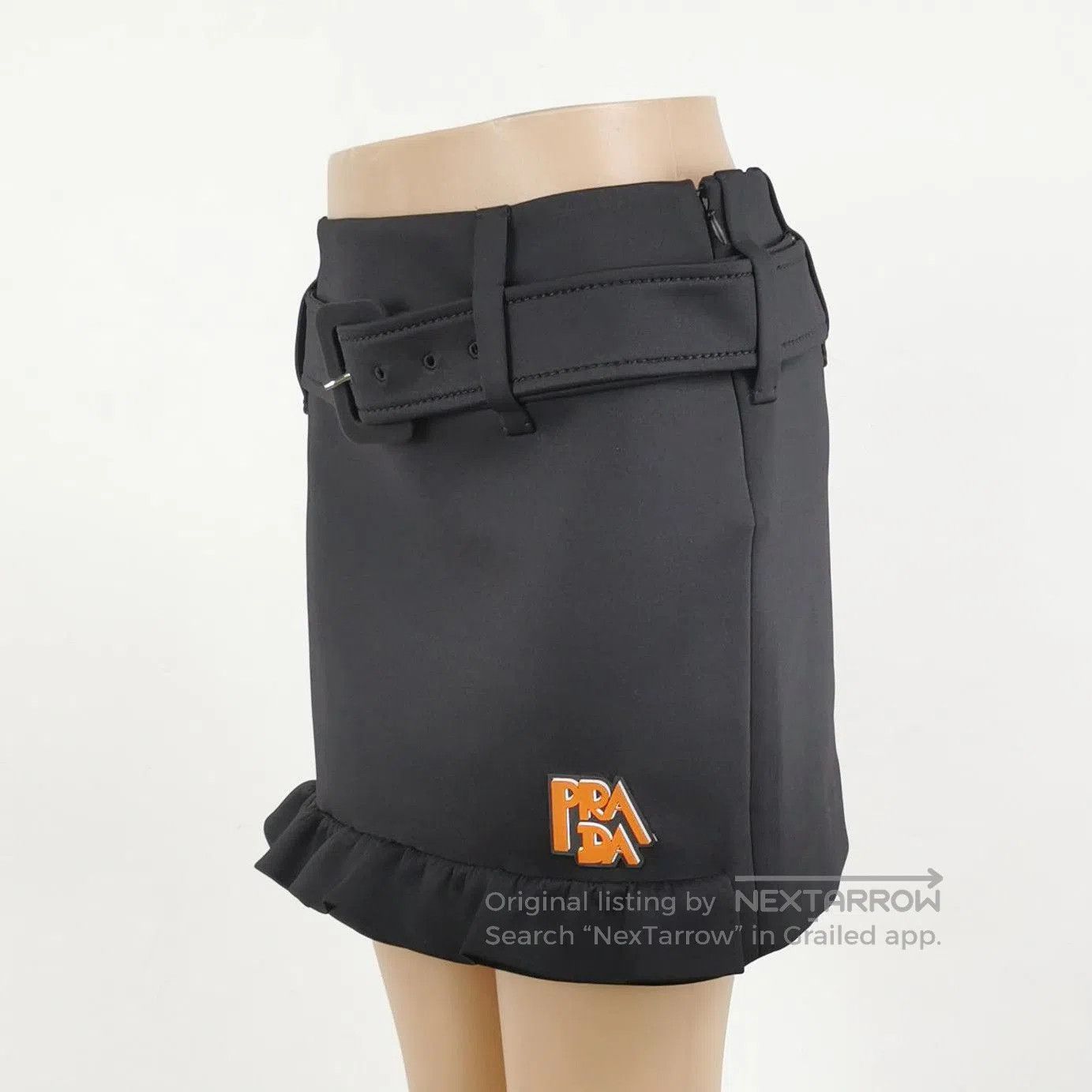 Prada Prada Logo Waist Ruffled Skirt in Black 0089. Size 39" - 2 Thumbnail