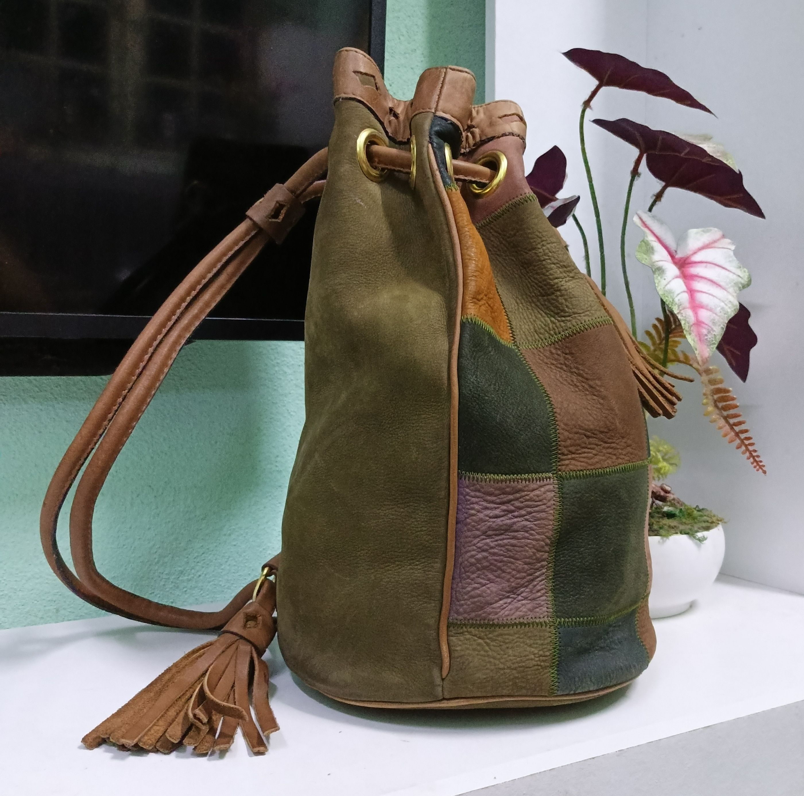Vintage 🔥FINAL DROP🔥Tre Amore Leather Patchwork Western Bucket Bag Size ONE SIZE - 6 Thumbnail