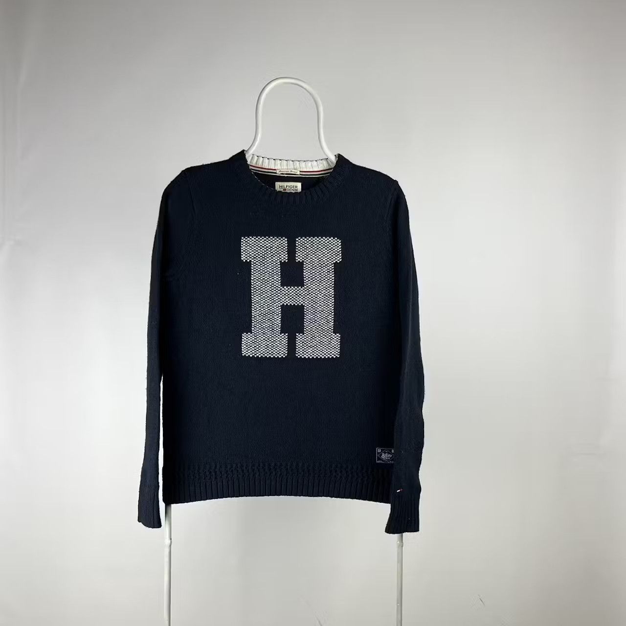 Tommy Hilfiger Tommy Hilfiger sweater wool big logo size Small Size US S / EU 44-46 / 1 - 1 Thumbnail