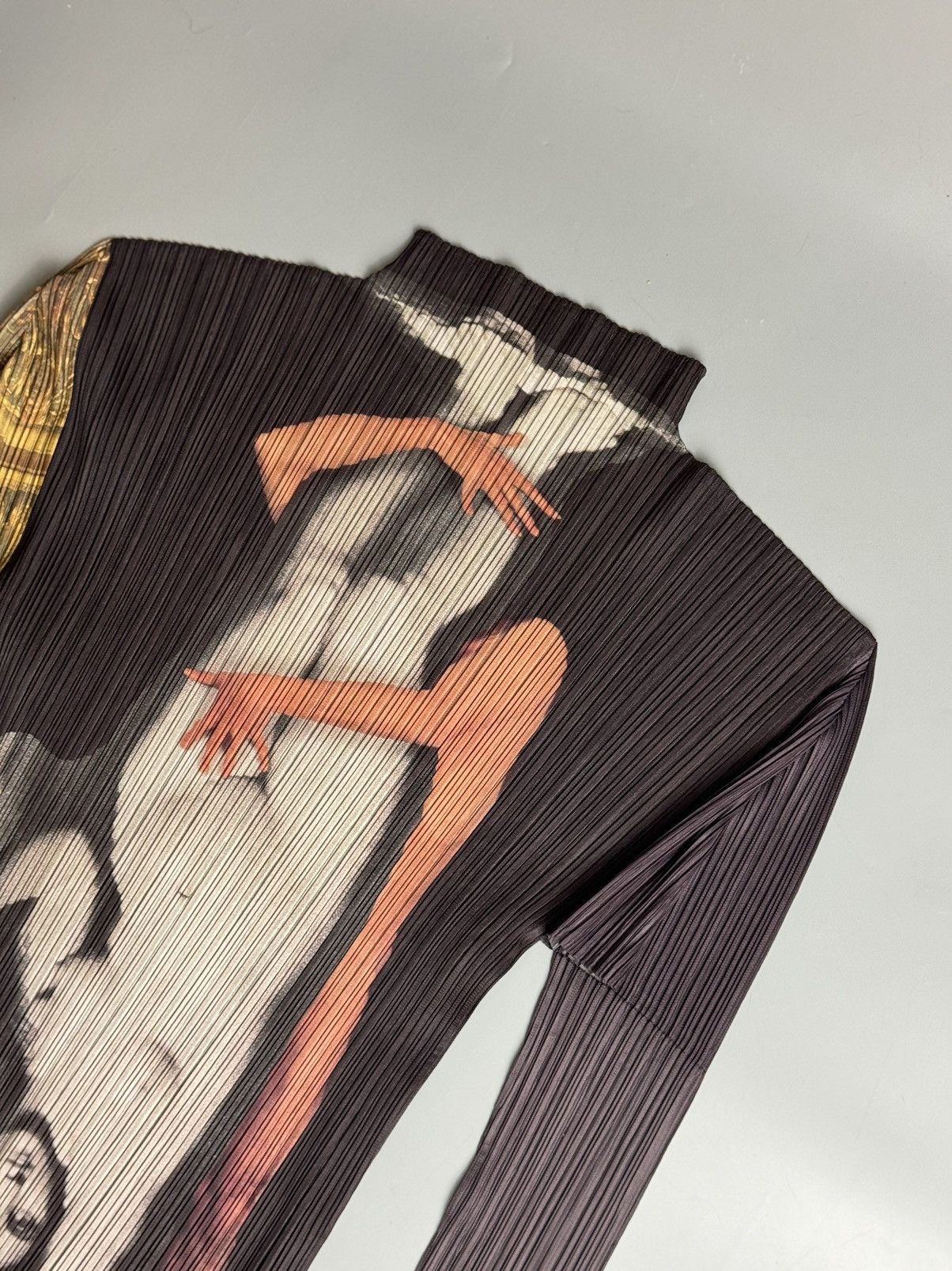 Issey Miyake 1996 Pleats Please Guest Artist No. 1 “Yasumasa Morimura” Size L / US 10 / IT 46 - 8 Thumbnail