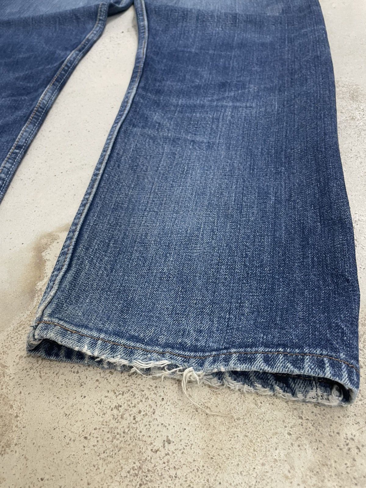 Levi's Vintage Levis 501xx Button Fly Distressed Repaired Size US 29 - 15 Thumbnail