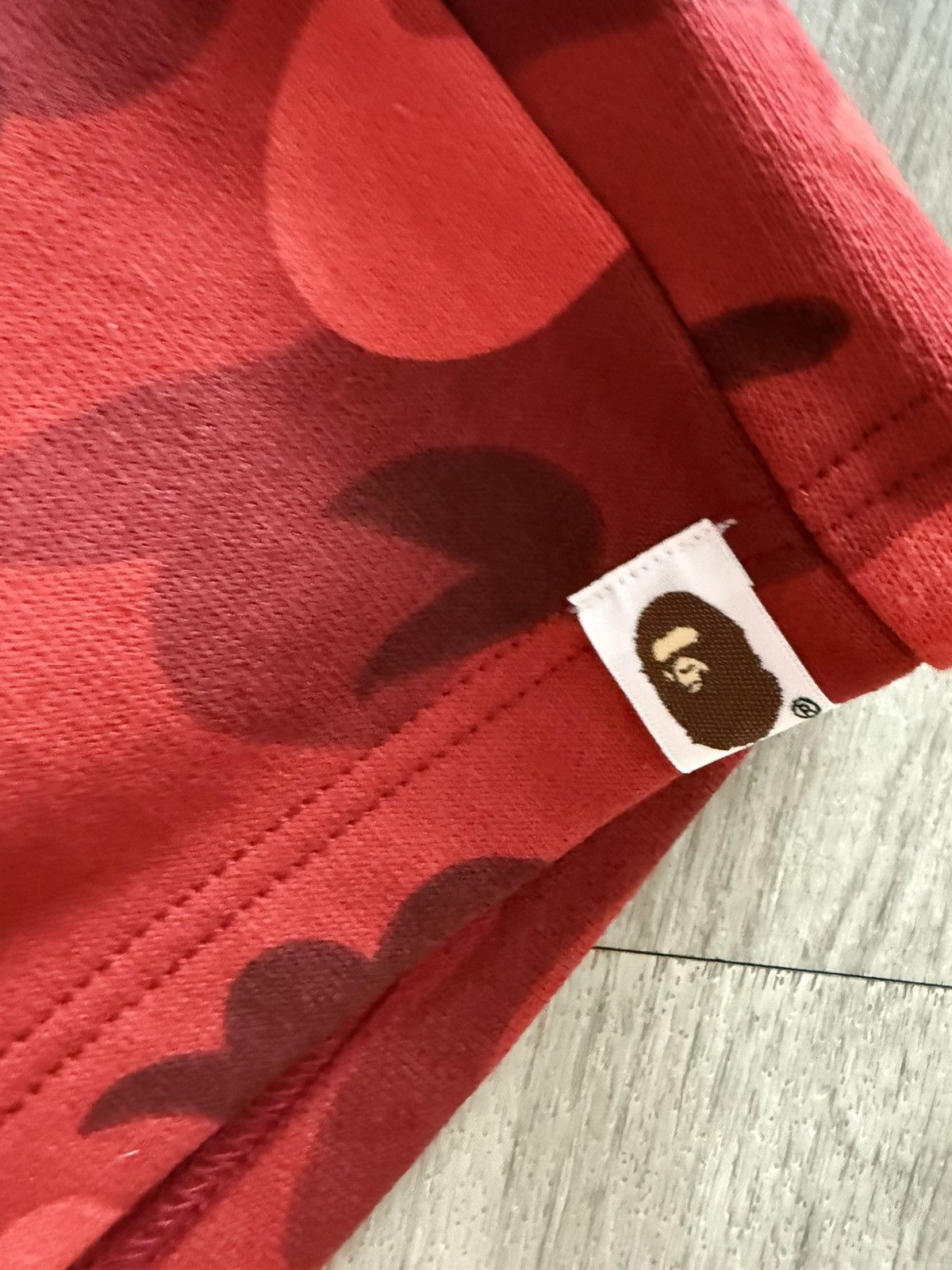 Bape Bape red camo shark shorts Size US 36 / EU 52 - 2 Thumbnail