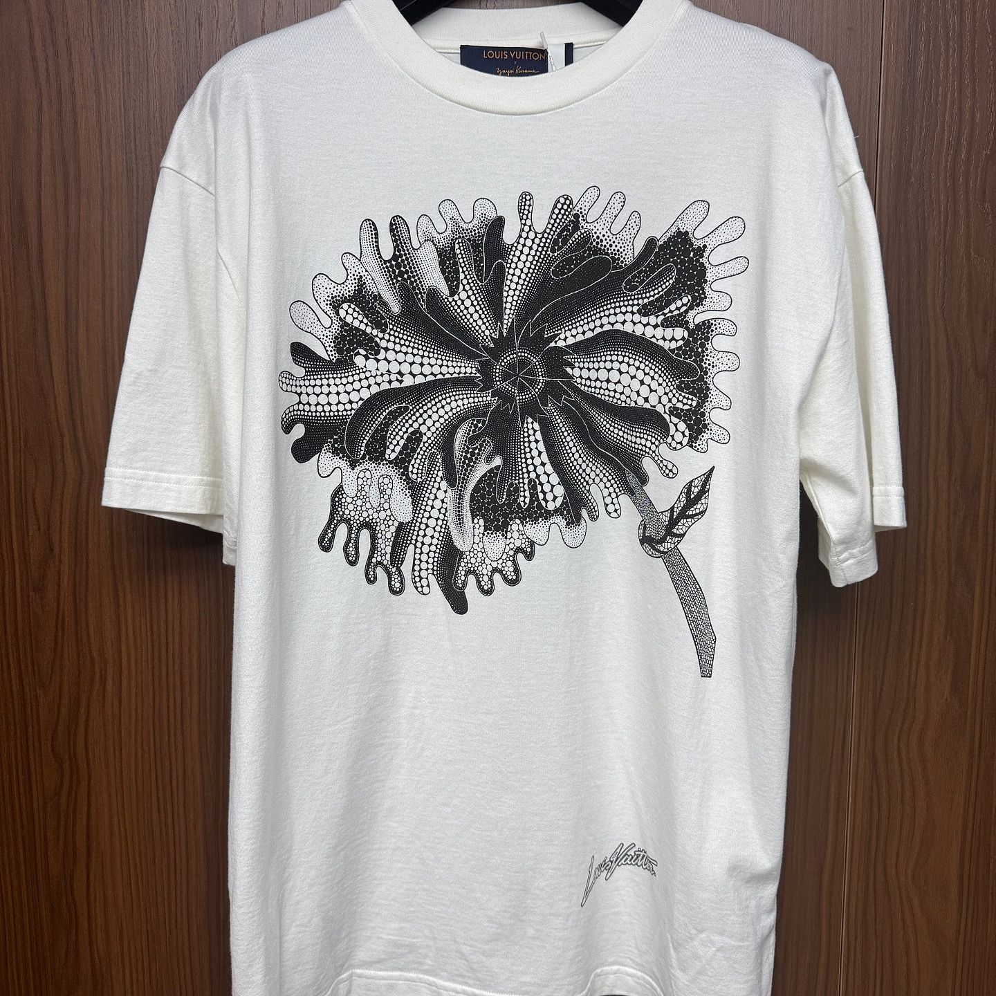 Louis Vuitton Louis Vuitton x Yayoi Kusama Flower T-Shirt Size S Size US S / EU 44-46 / 1 - 1 Thumbnail