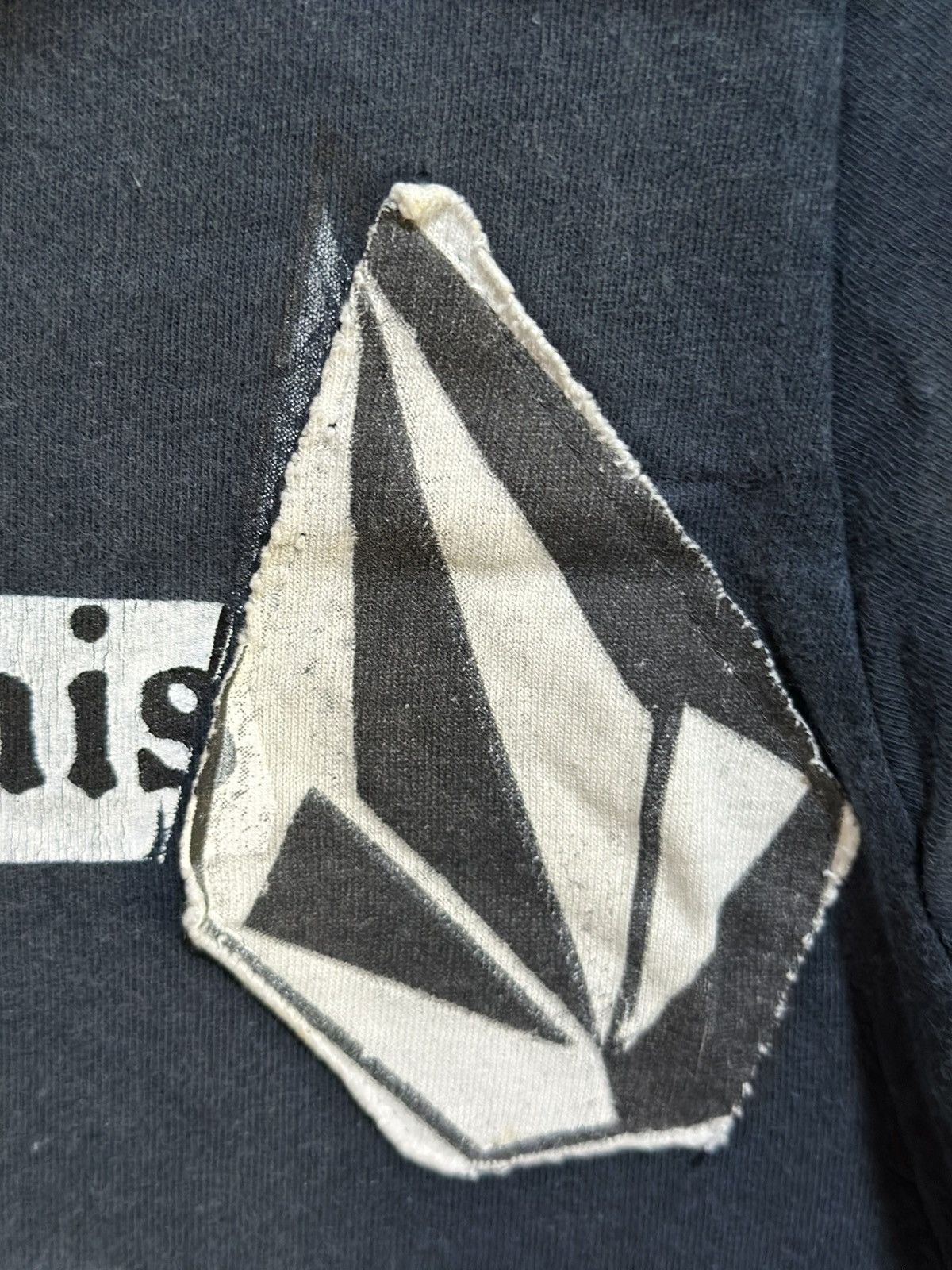 Vintage × Volcom Vintage Volcom Stone Patch Logo Faded Tee Size US M / EU 48-50 / 2 - 5 Thumbnail