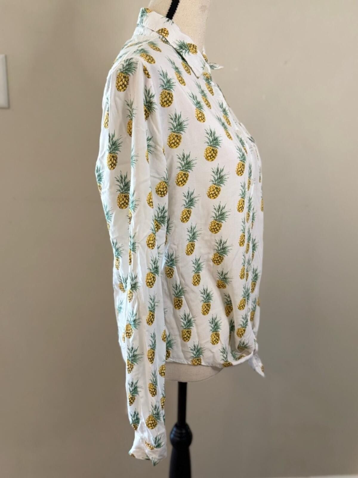Other Love Notes pineapple novelty print button up shirt SZ M Size M / US 6-8 / IT 42-44 - 2 Thumbnail