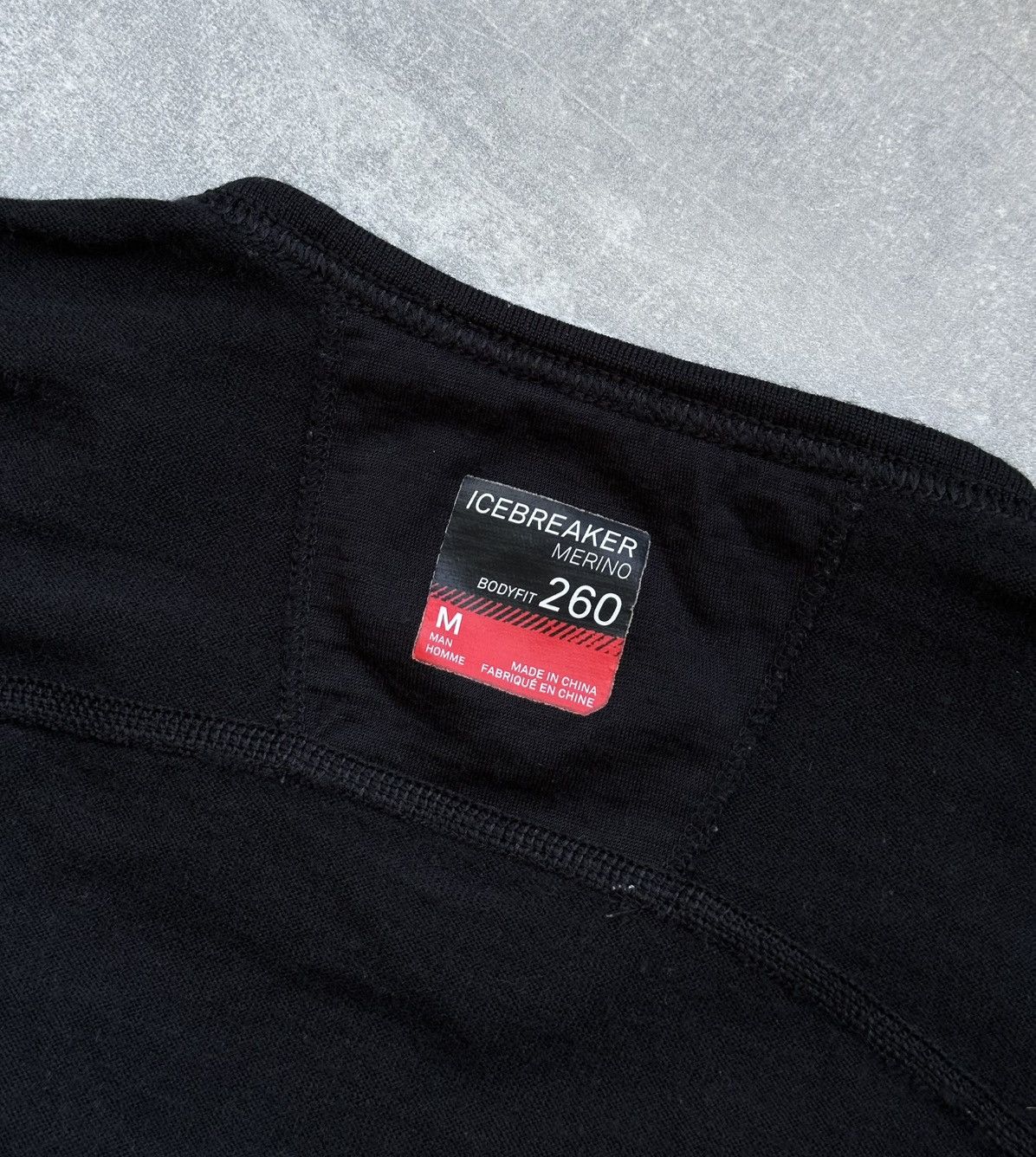 Icebreaker Icebreaker 260 Merino Wool Bodyfit Mens M Long Sleeve Size US M / EU 48-50 / 2 - 8 Thumbnail