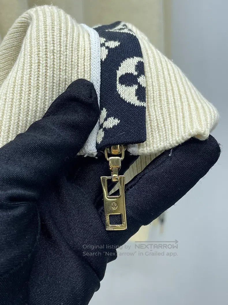 Louis Vuitton Louis Vuitton Chicken Yellow Knitted Sweater Size US M / EU 48-50 / 2 - 3 Thumbnail
