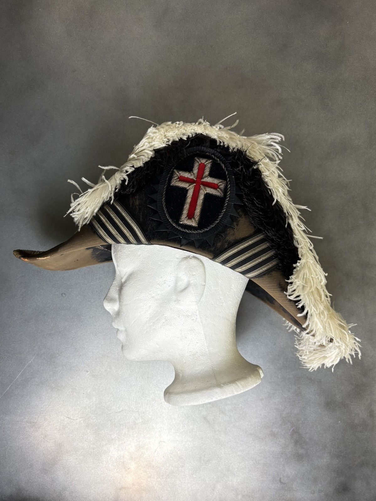 Mason's Antique Knights Templar Commander Hat Beaver Fur Ostrich Size ONE SIZE - 14 Thumbnail