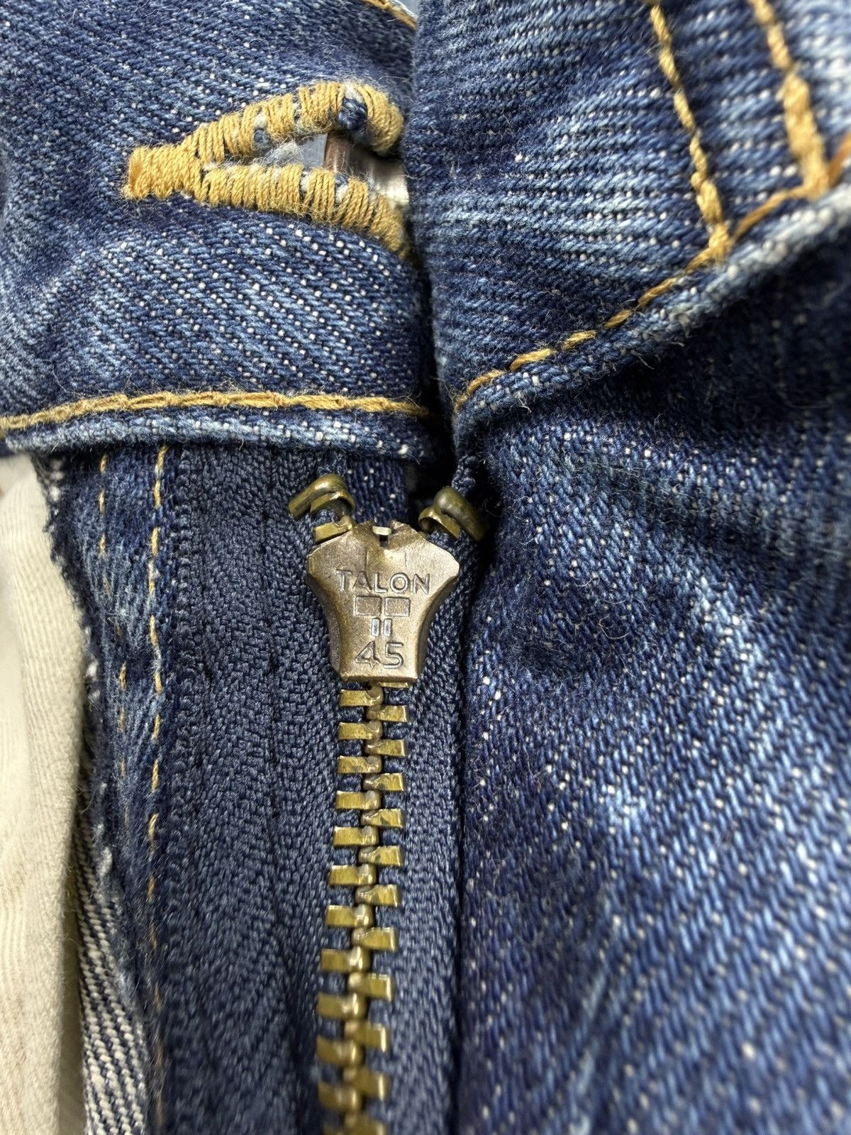 Celine Celine Triomphe Gold Buckle Jeans Size US 32 / EU 48 - 12 Thumbnail