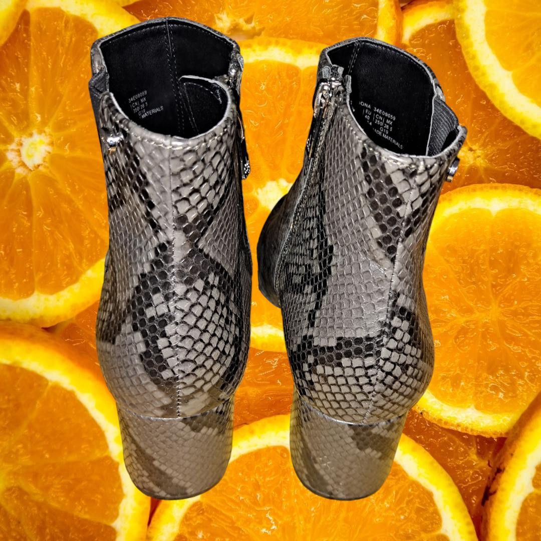 Calvin Klein Calvin Klein Fiona Snakeskin Pattern Ankle Boots Size 9.5 Size US 9.5 / IT 39.5 - 5 Thumbnail