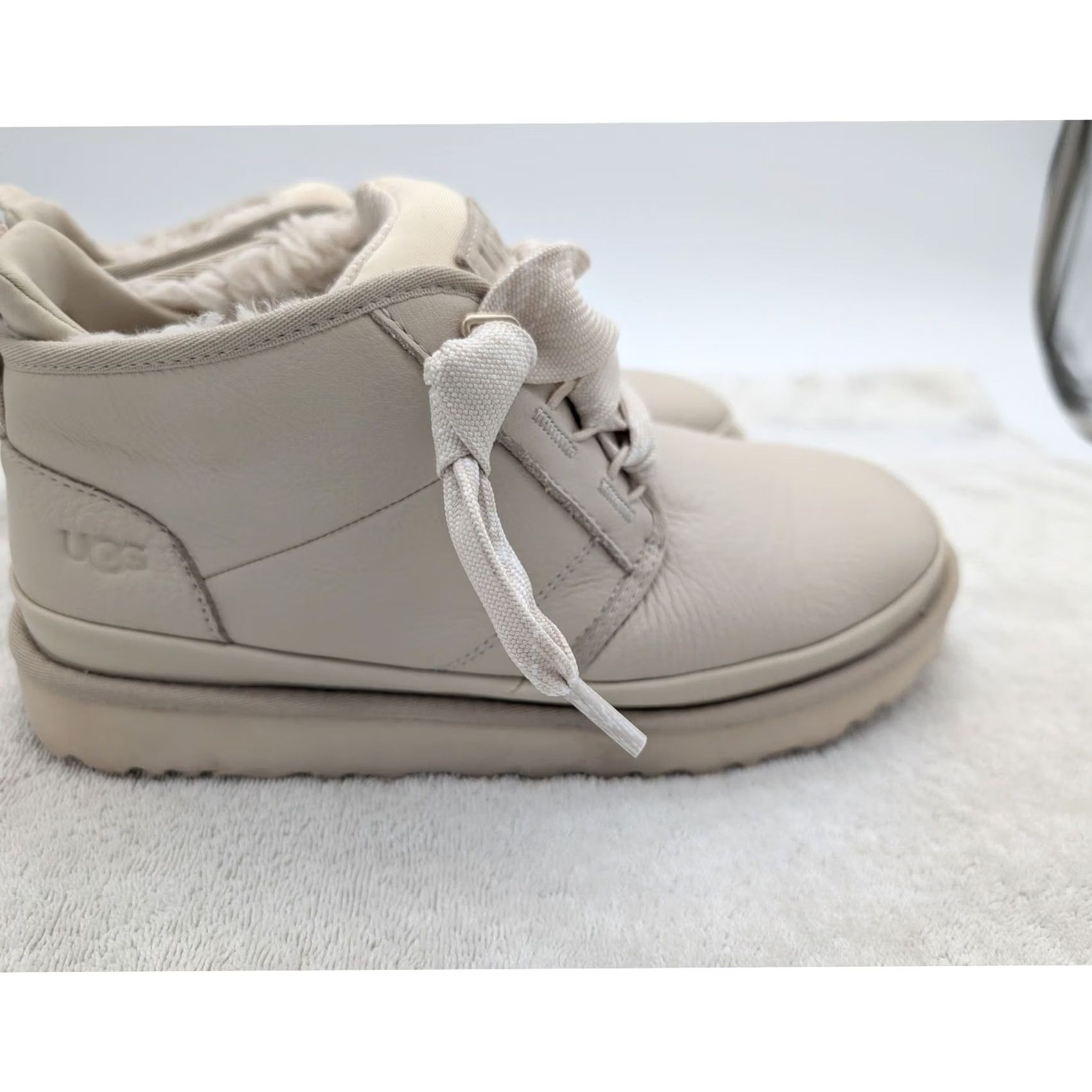 Ugg UGG Neumel Heritage Chukka Boots Leather Men's 10 Ivory Fall Winter Wool Lined Cushioned Comfort Size US 10 / EU 43 - 5 Thumbnail