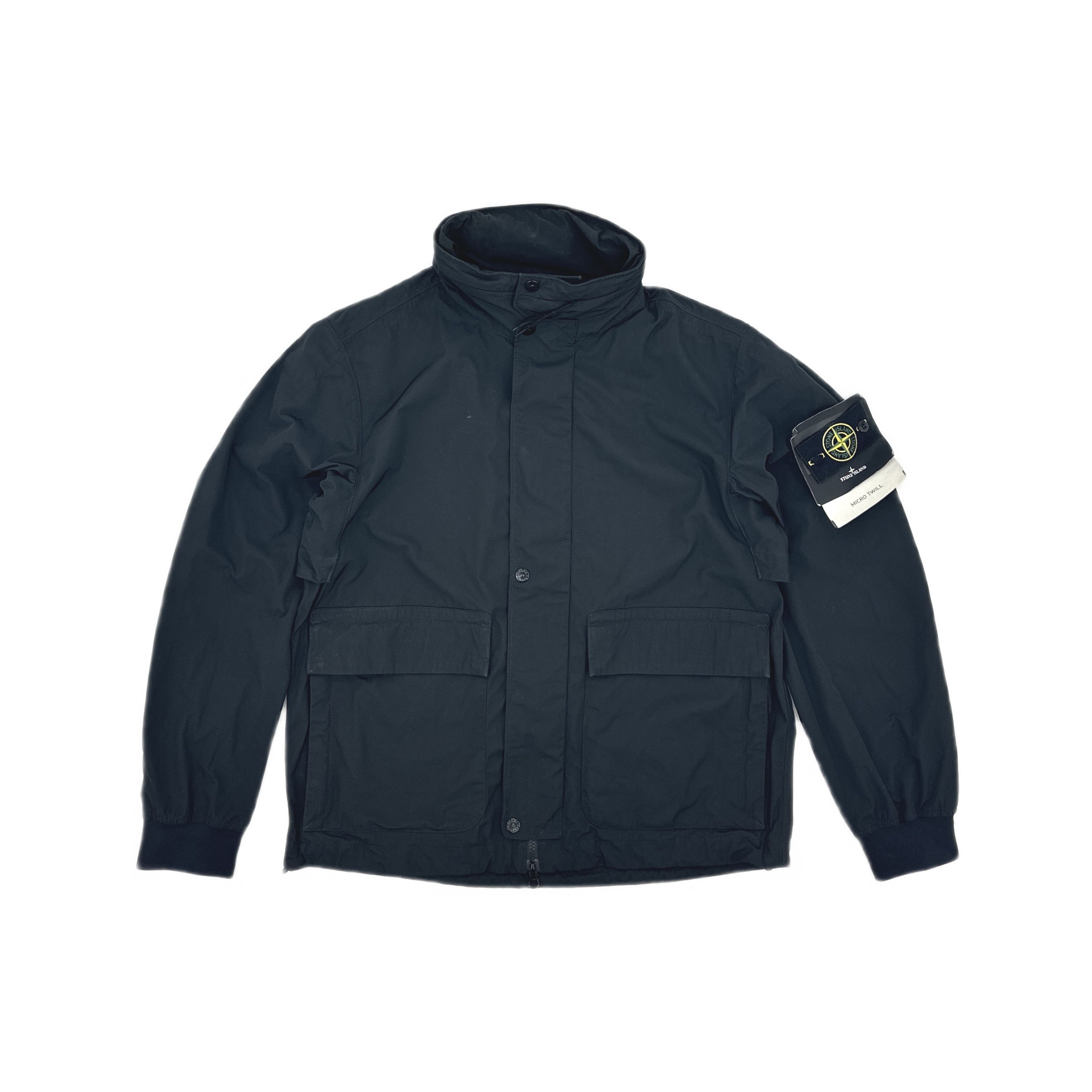 Stone Island Stone Island Logo Patch Light Jacket Size L Size US L / EU 52-54 / 3 - 1 Thumbnail