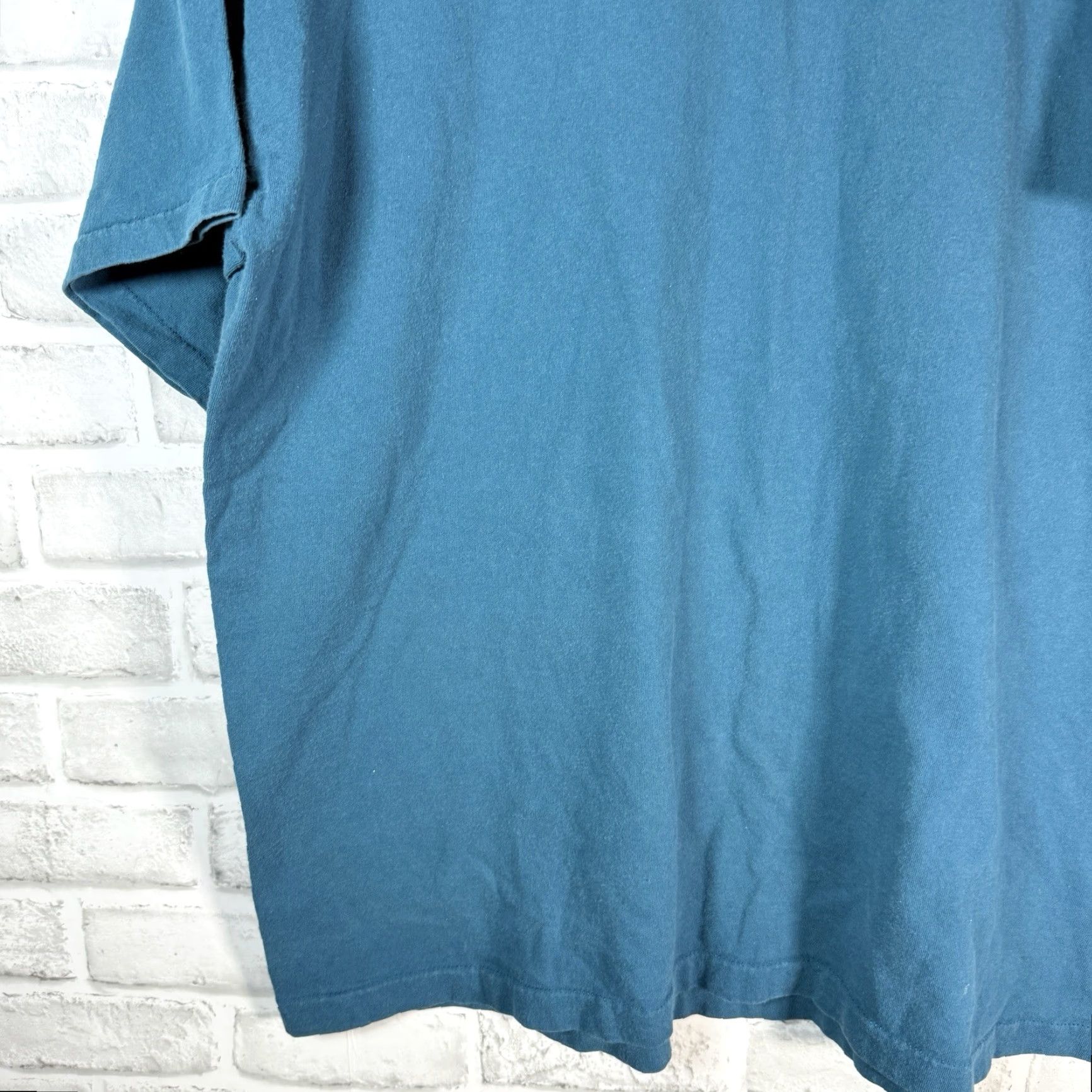 Vintage VINTAGE Signal Sport USA Graphic Tee Mens XL Blue Single Stitch Size US XL / EU 56 / 4 - 3 Thumbnail